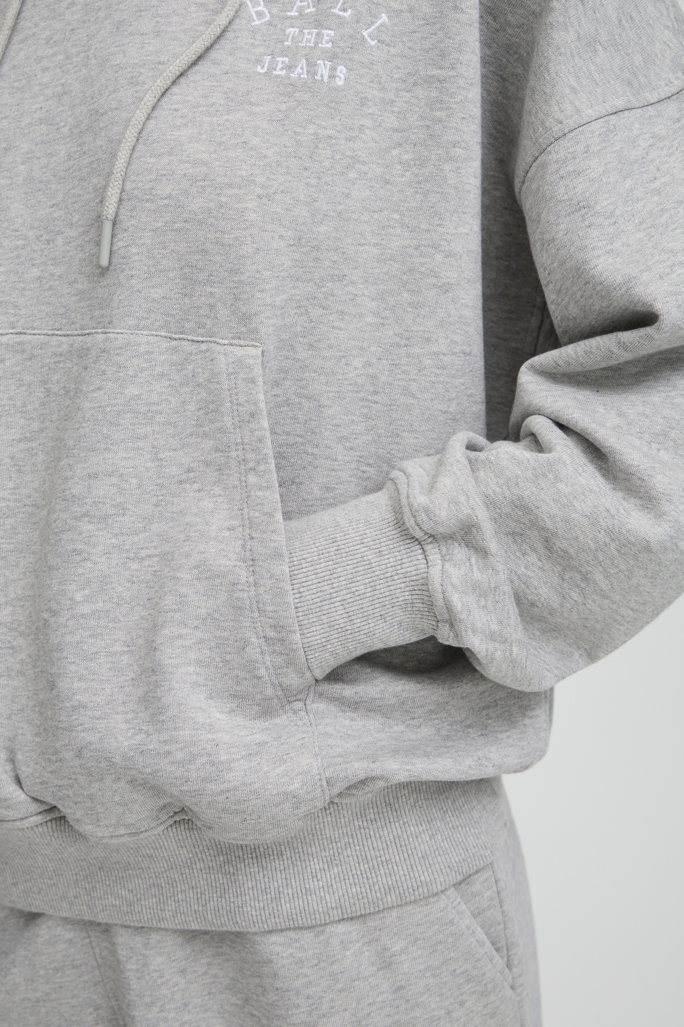 BASAVONA Sweatshirt LOOKBOOK DETAIL 50405150-204054