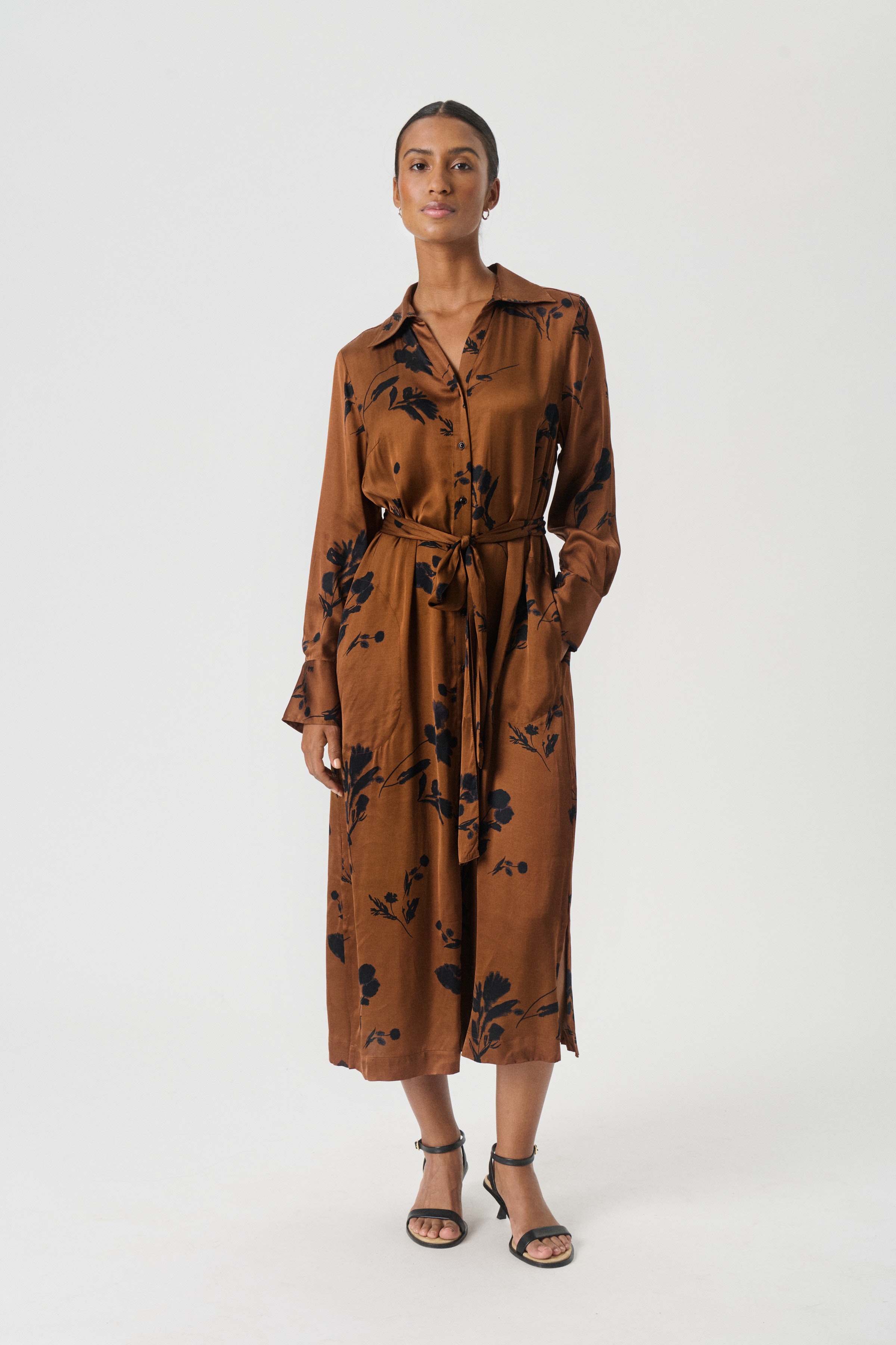 VarnaPW Jurk LOOKBOOK BACK 30310142-304385