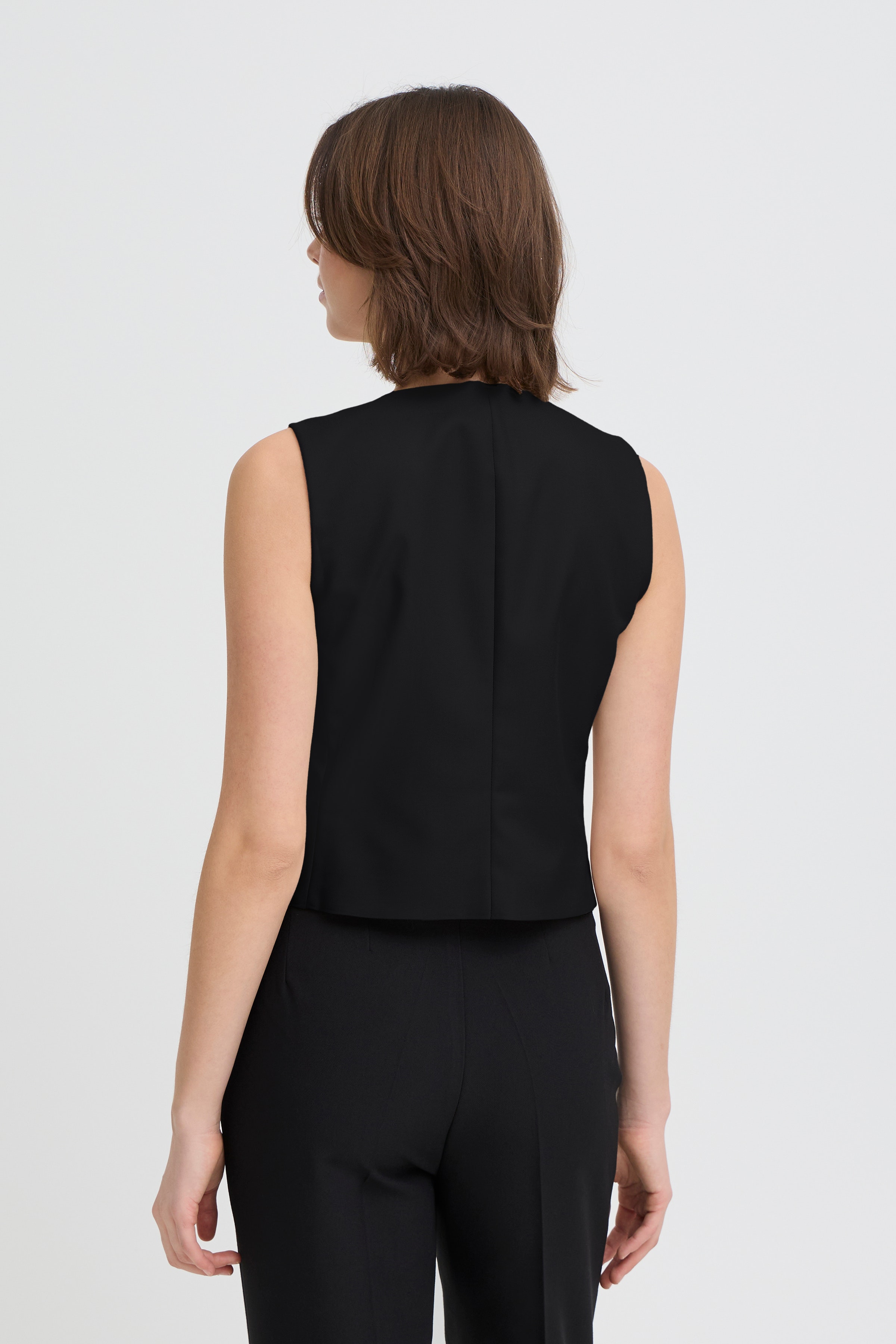 FRABIGAIL Vest LOOKBOOK BACK 20615095-200113