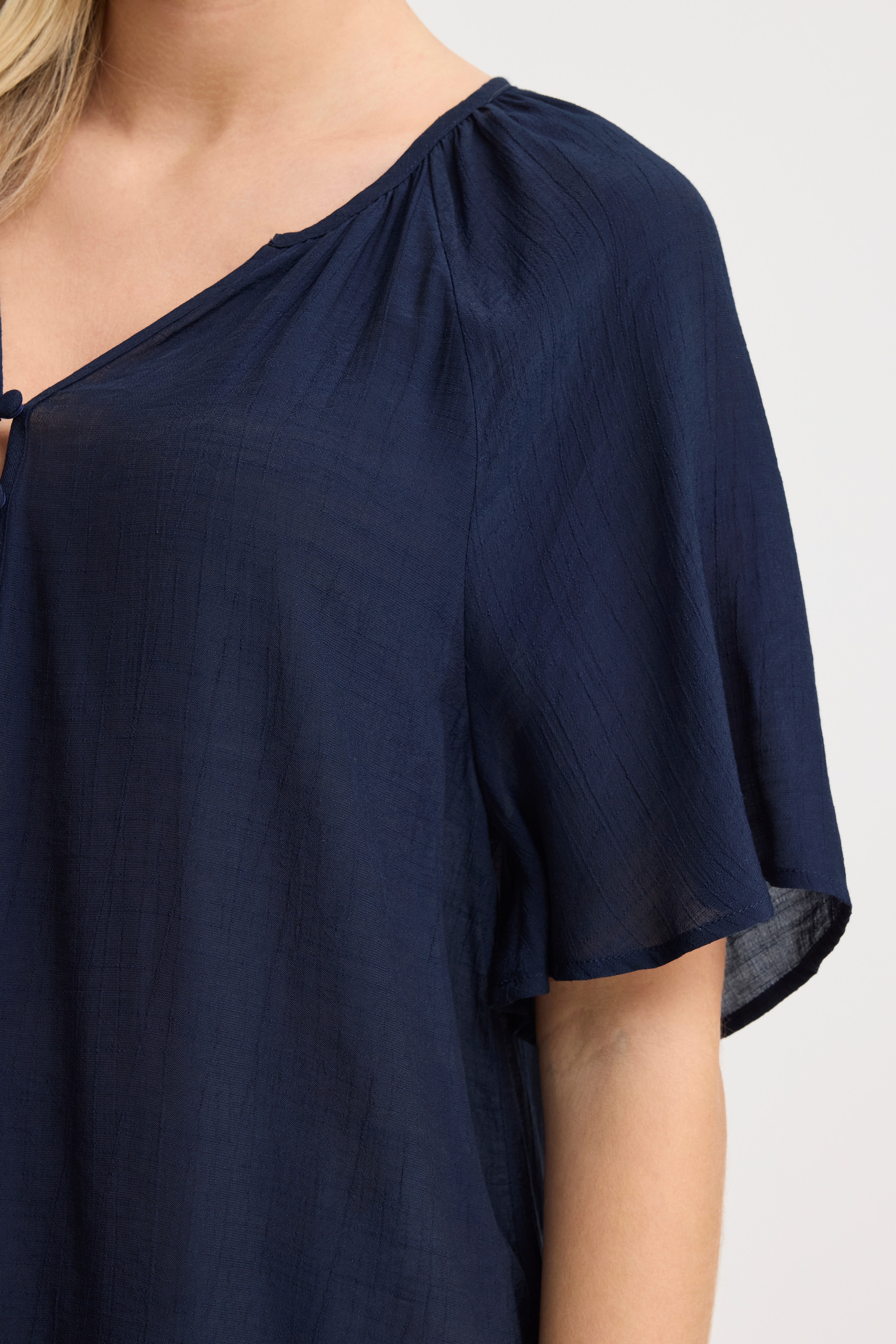 FRALYSSA Kjole LOOKBOOK DETAIL 20616098-193923