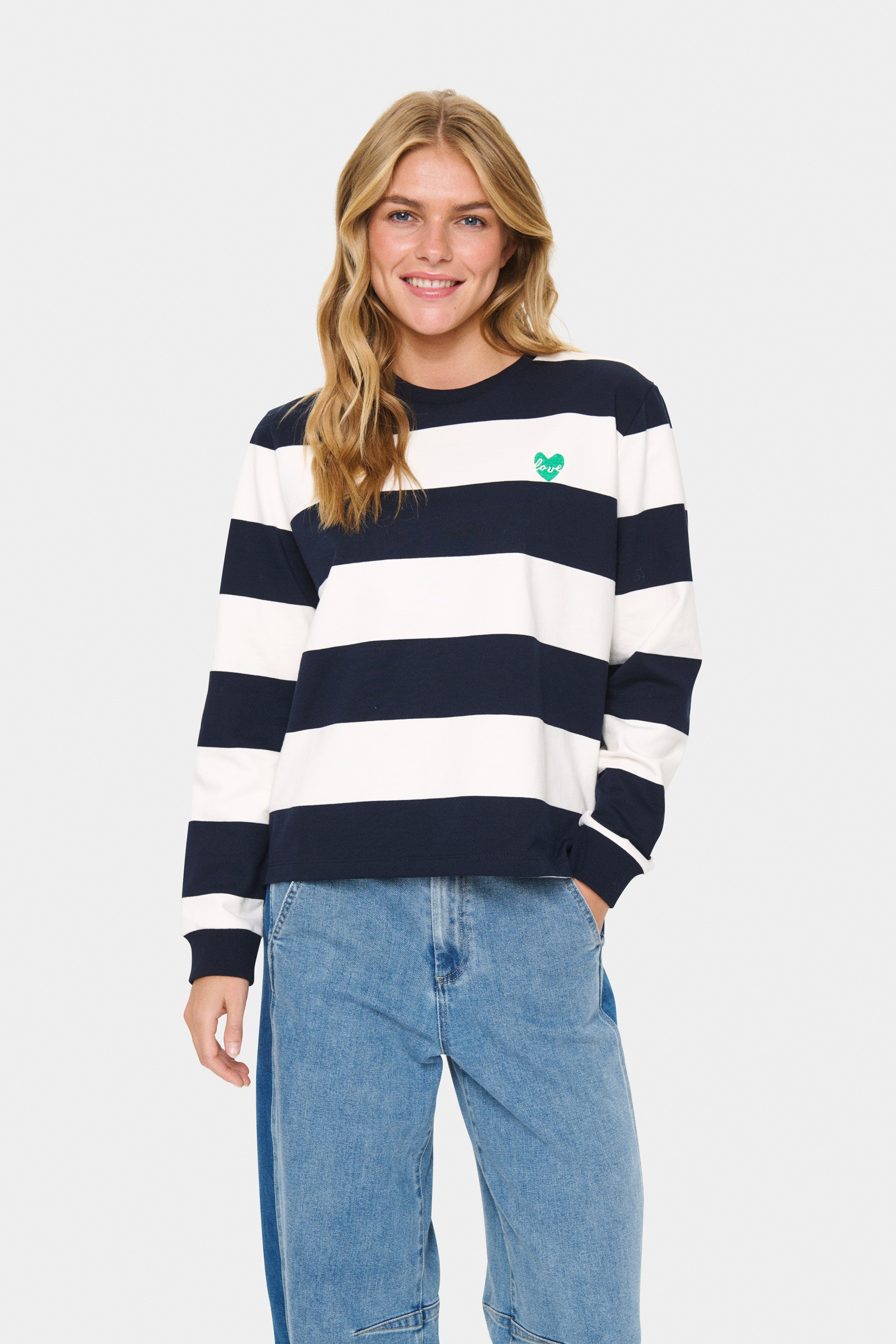 MajsaSZ Sweatshirt LOOKBOOK FRONT 30514451-304320