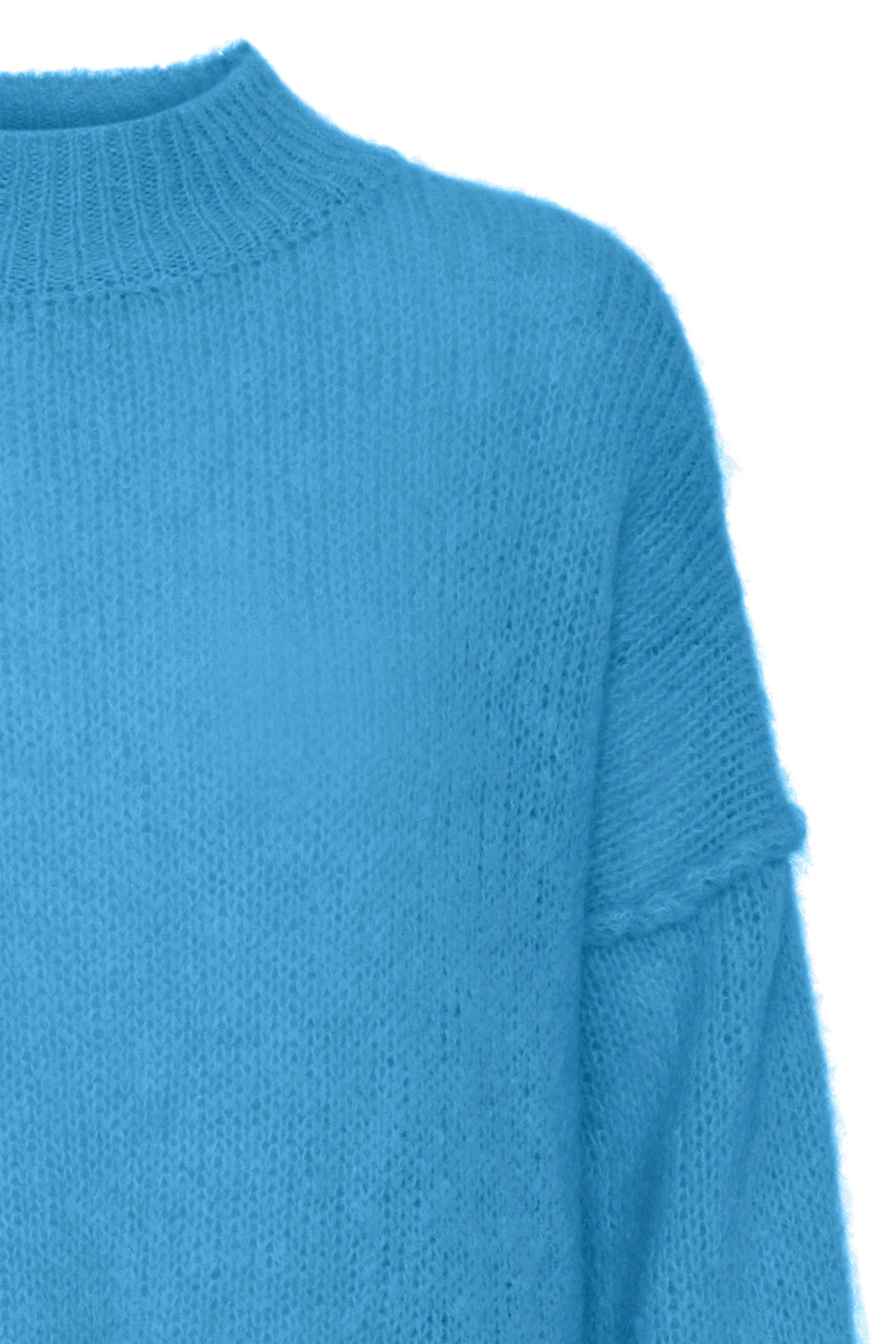 SBCARIN Pullover PACK DETAIL 22100427-164032