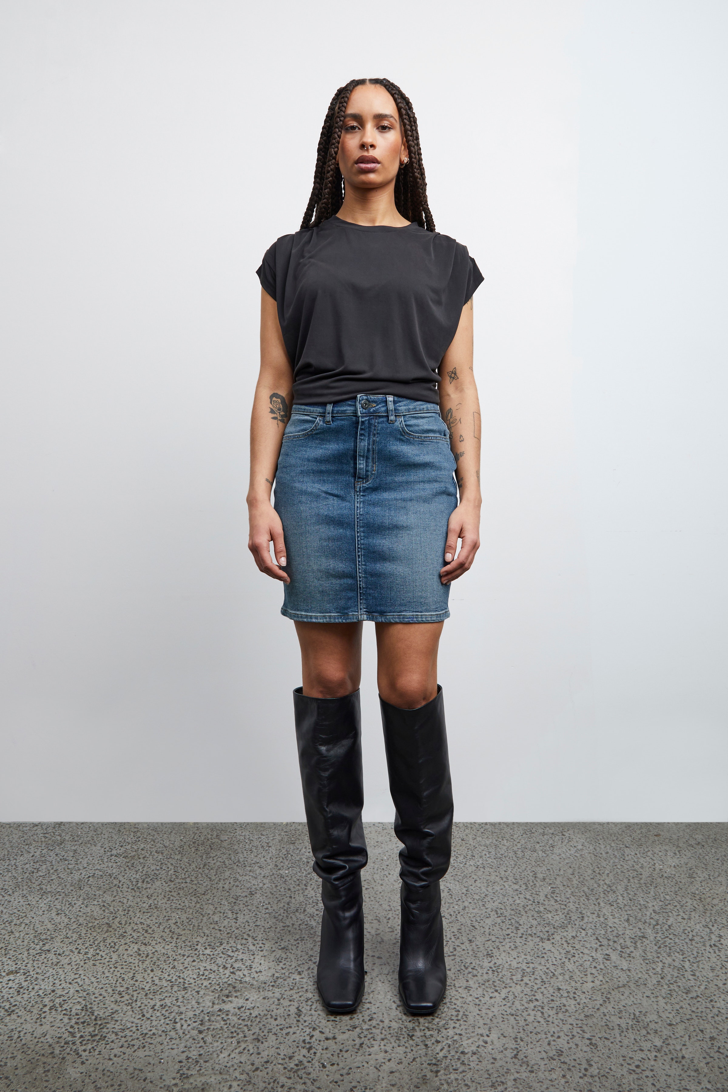 IHTWIGGY Skjørt LOOKBOOK FRONT 20111414-19037