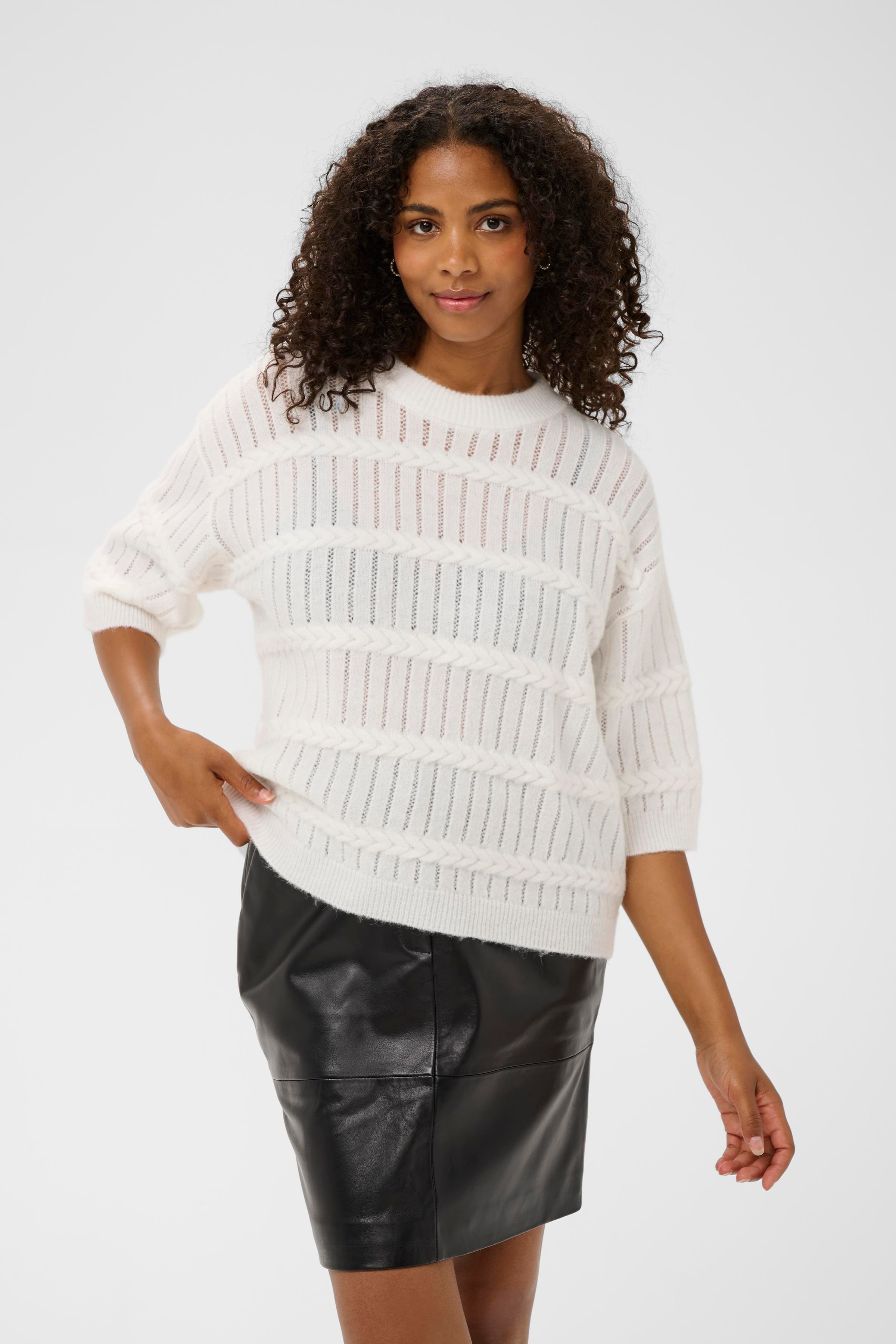 KAmonia Pullover LOOKBOOK FRONT 10511053-110602