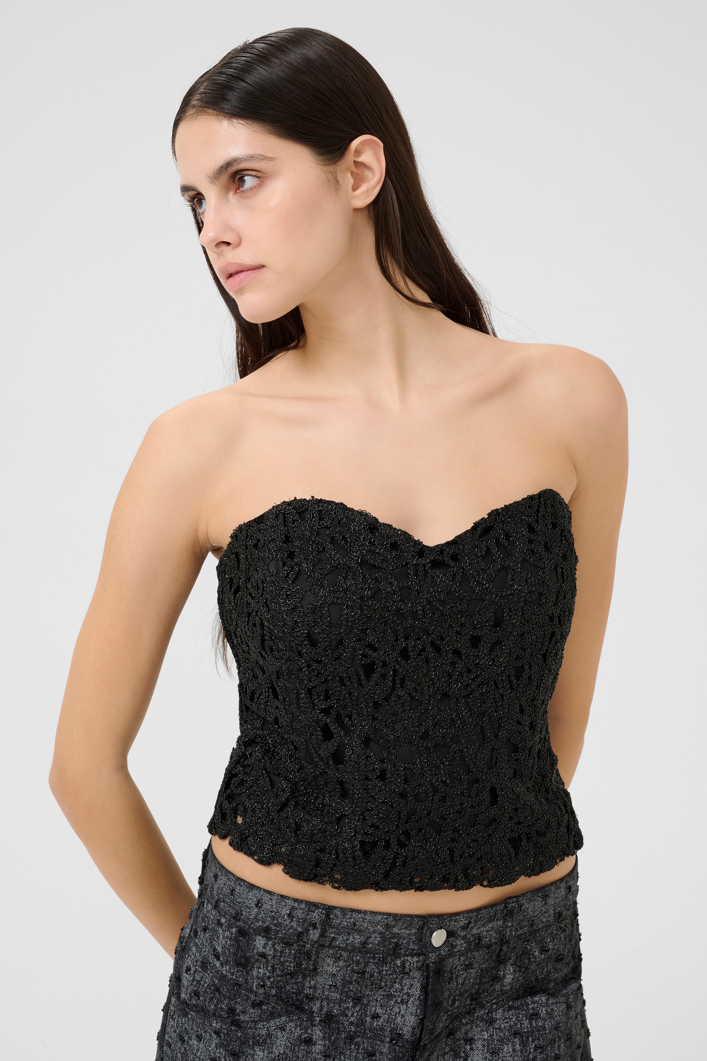 KBUndina Top LOOKBOOK FRONT 10105707-194008