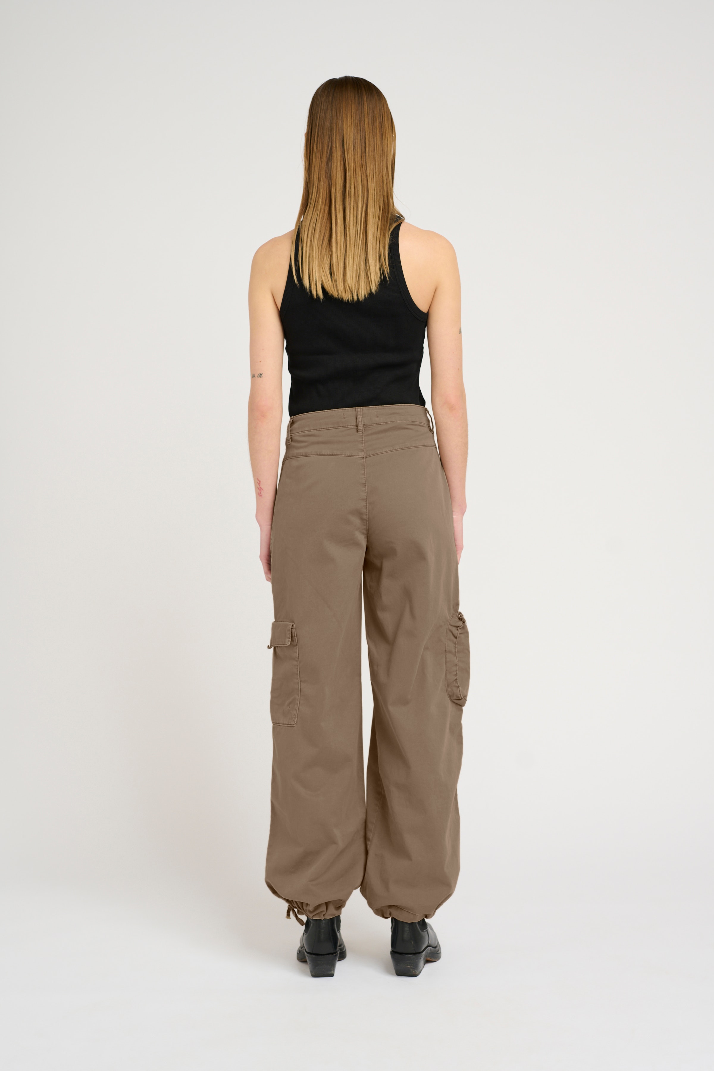 ChineaGZ Cargo Broek LOOKBOOK BACK 10906462-181112