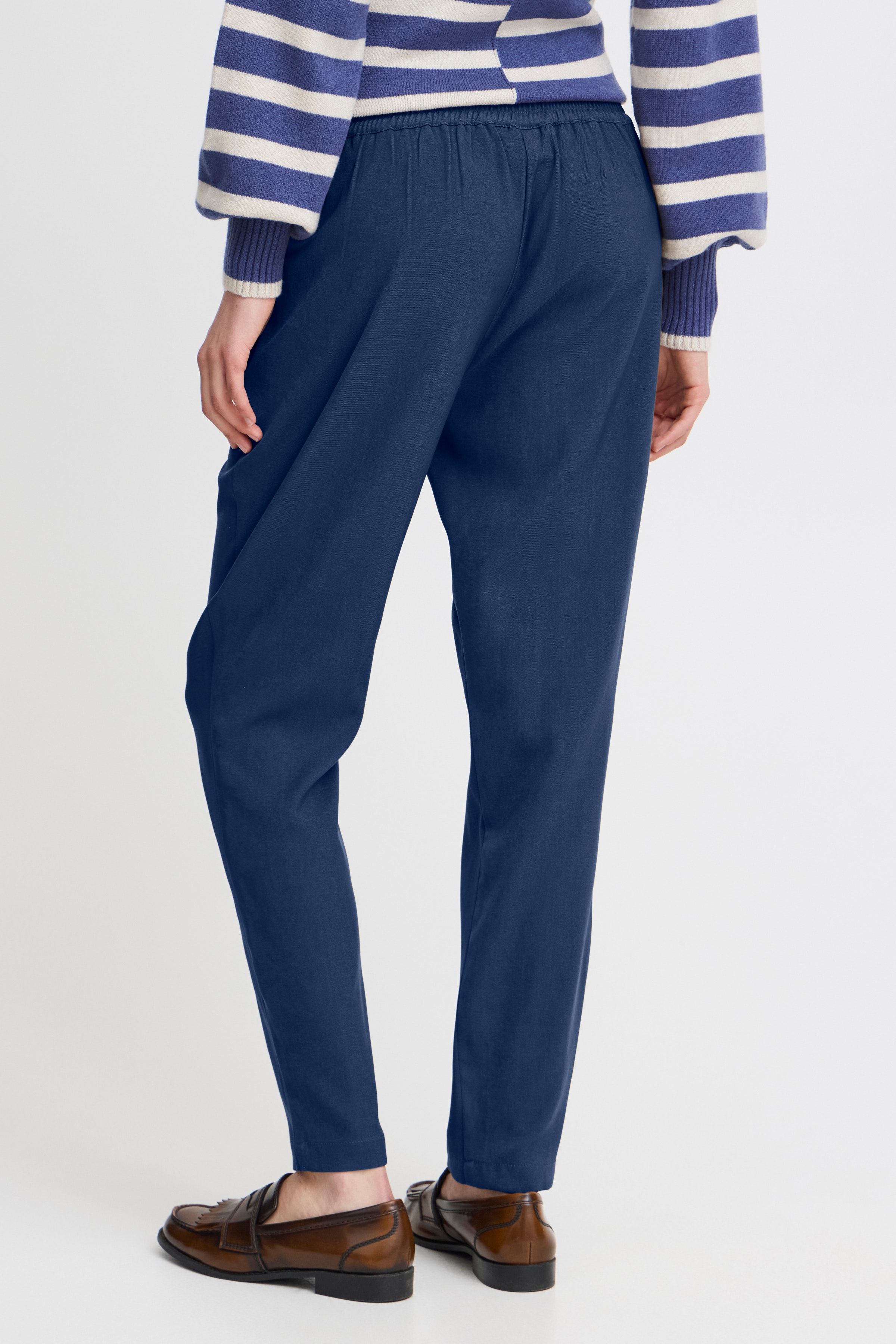 FRPAMILA Bukser LOOKBOOK FRONT 20613802-193923