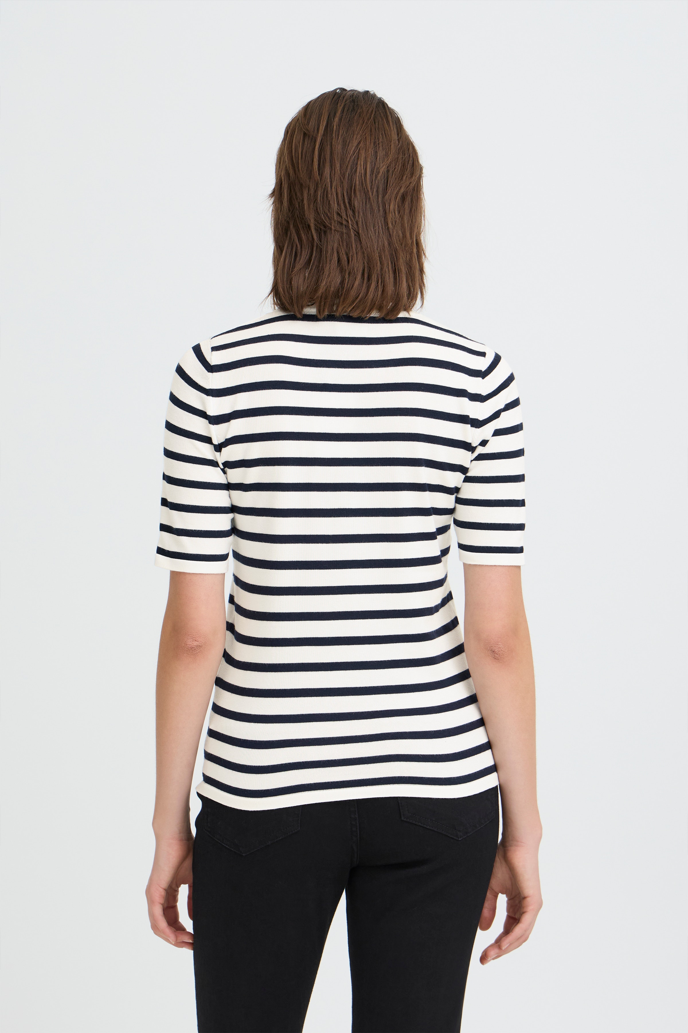 IHLULS Pullover LOOKBOOK BACK 20125816-900007009