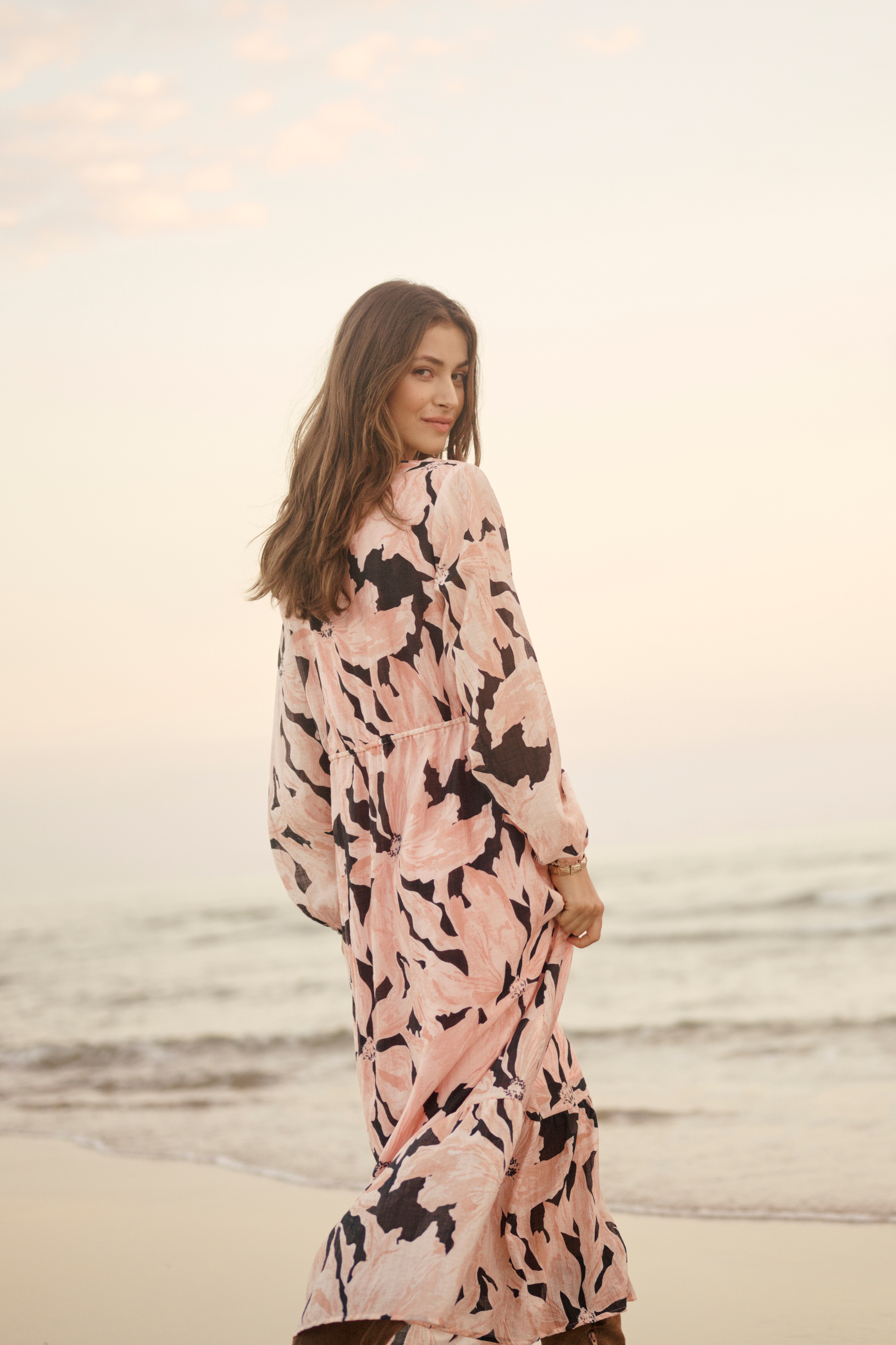 CRReese Kleid LOCATION NONE 10614344-108365