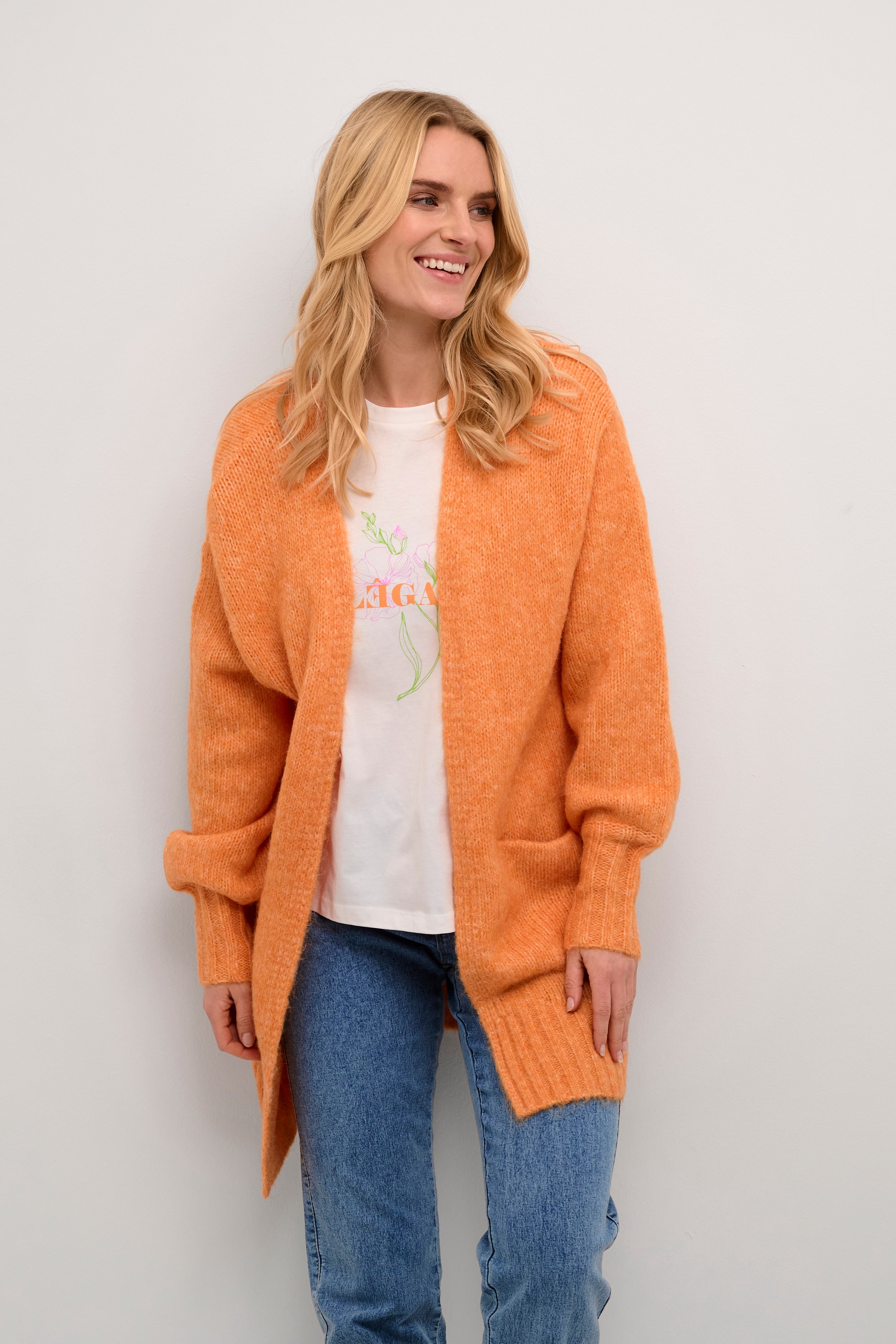 KAalioma Cardigan LOOKBOOK FRONT 10505567-1512451