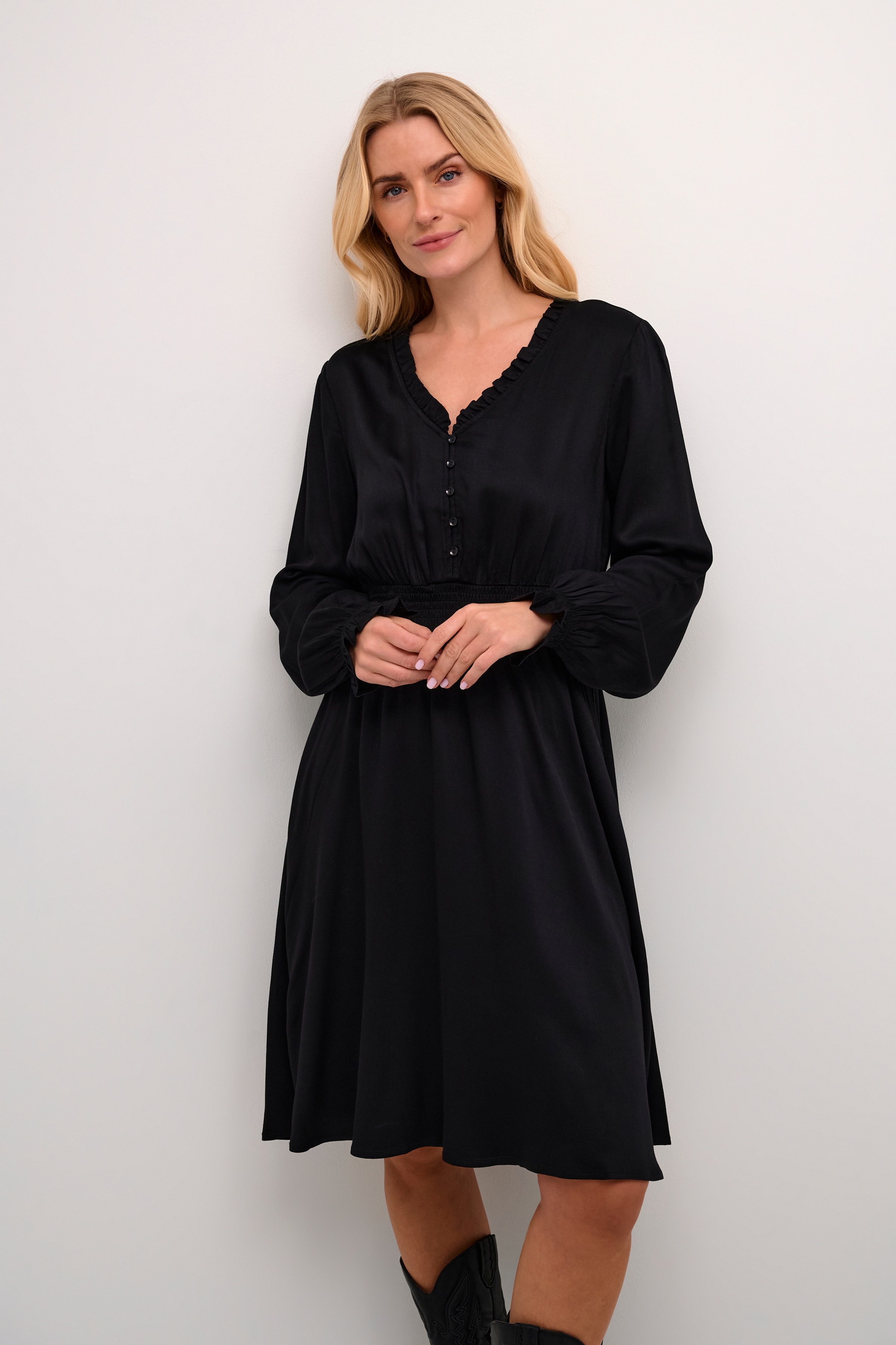 CRMassia Robe LOOKBOOK FRONT 10613019-100120