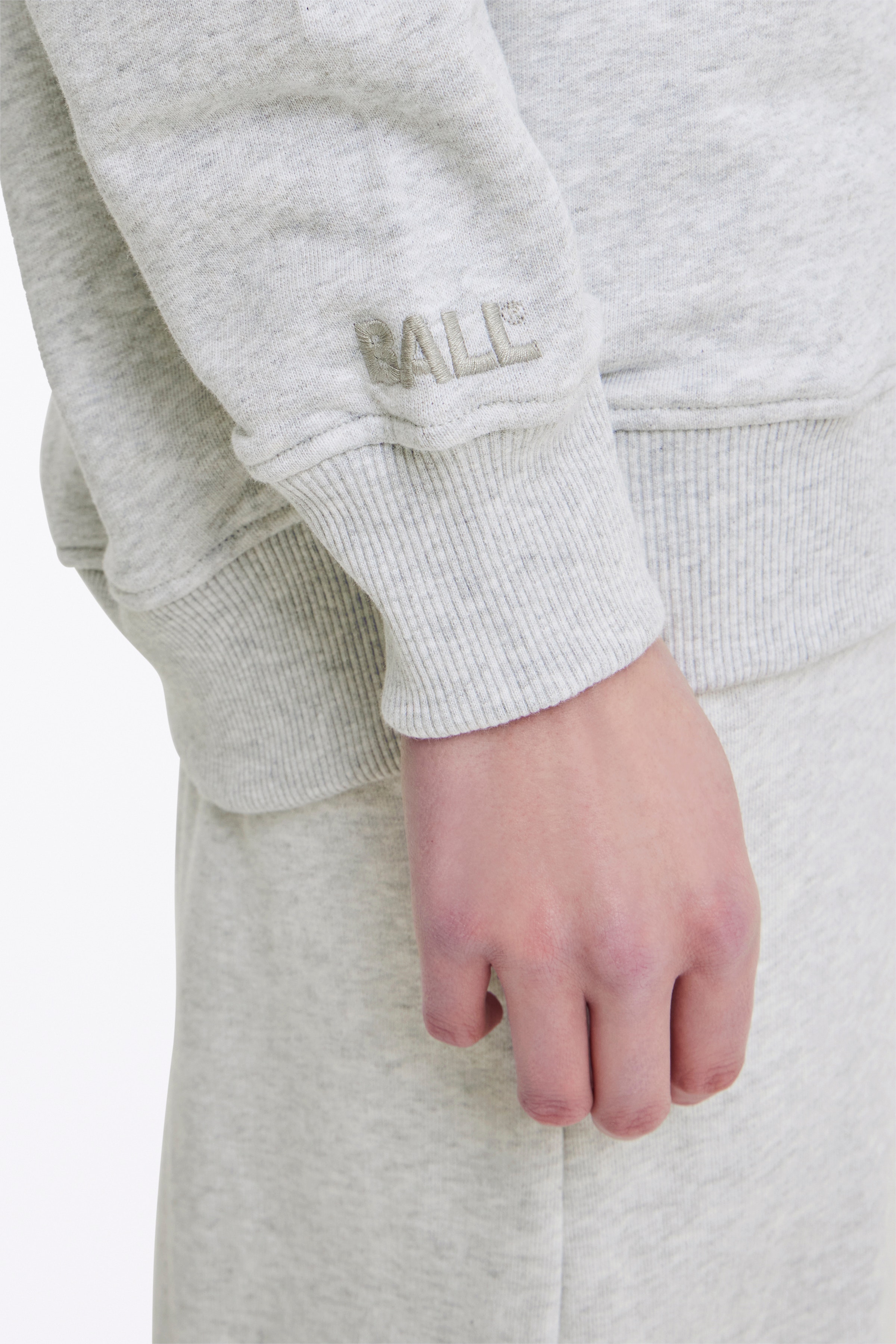 Bond Sweatshirt LOOKBOOK DETAIL 50400093-204227