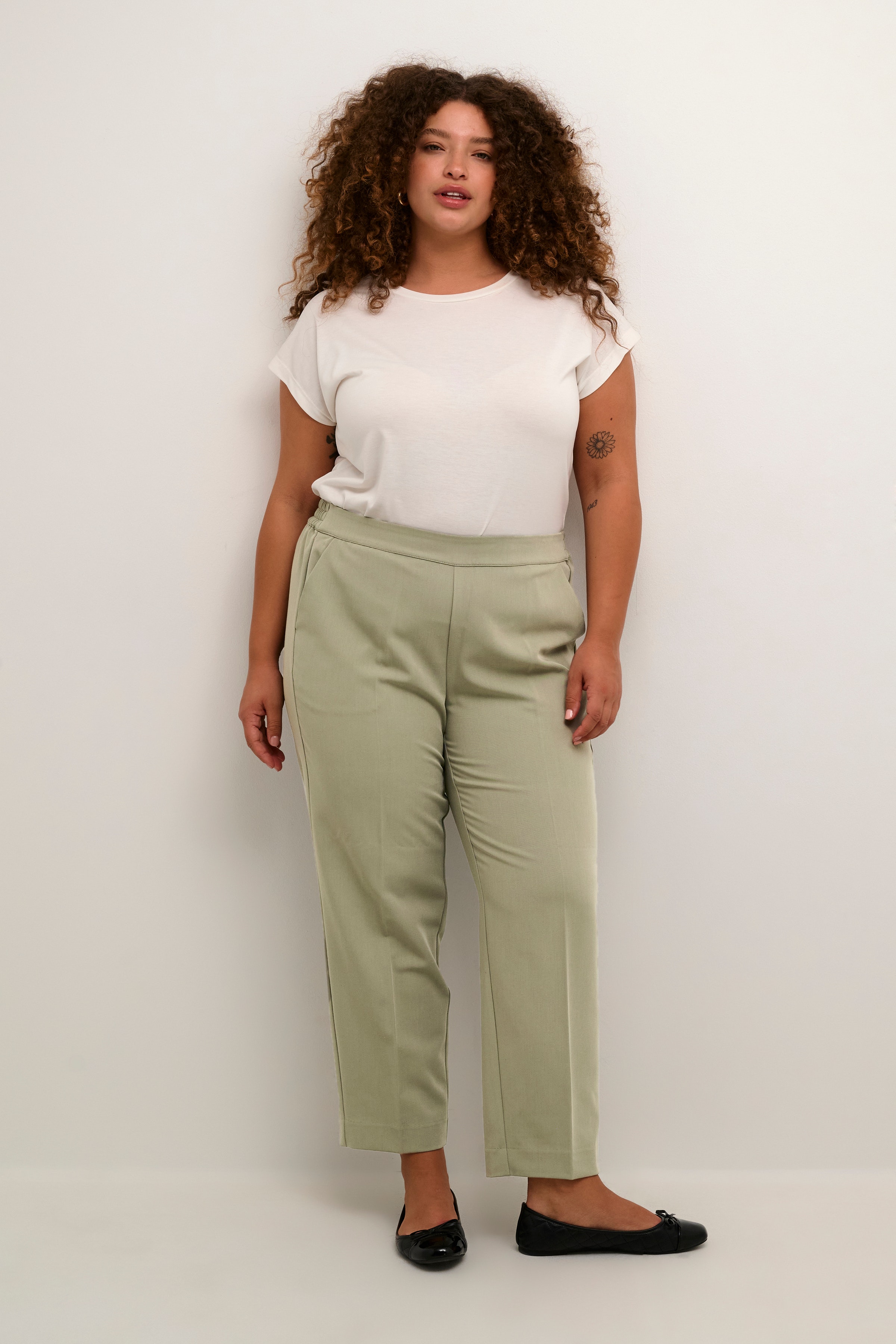 KCsakira Cropped Pantalon LOOKBOOK FRONT 10580650-170613