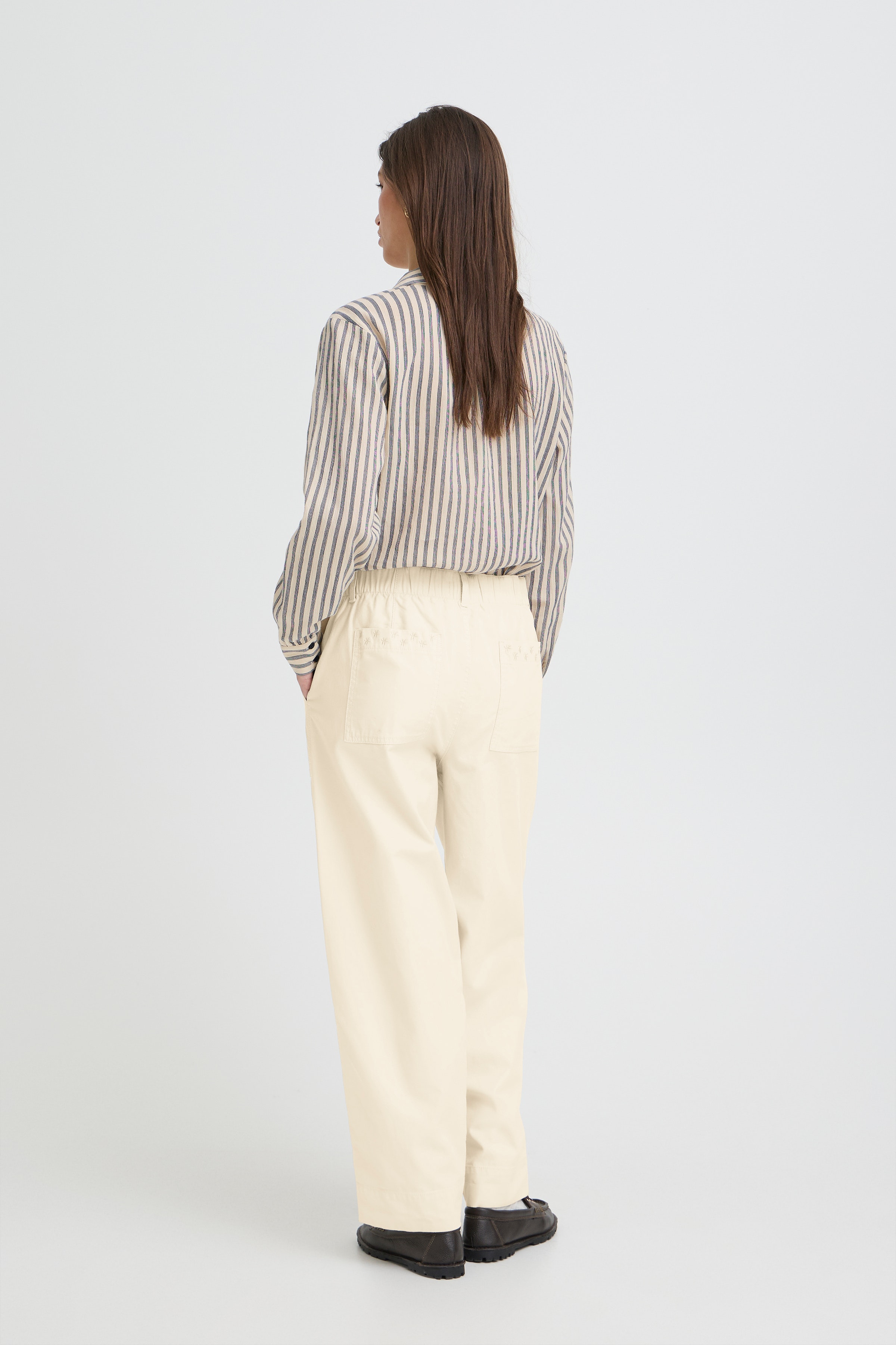 BYELMA Hose LOOKBOOK BACK 20818438-130905