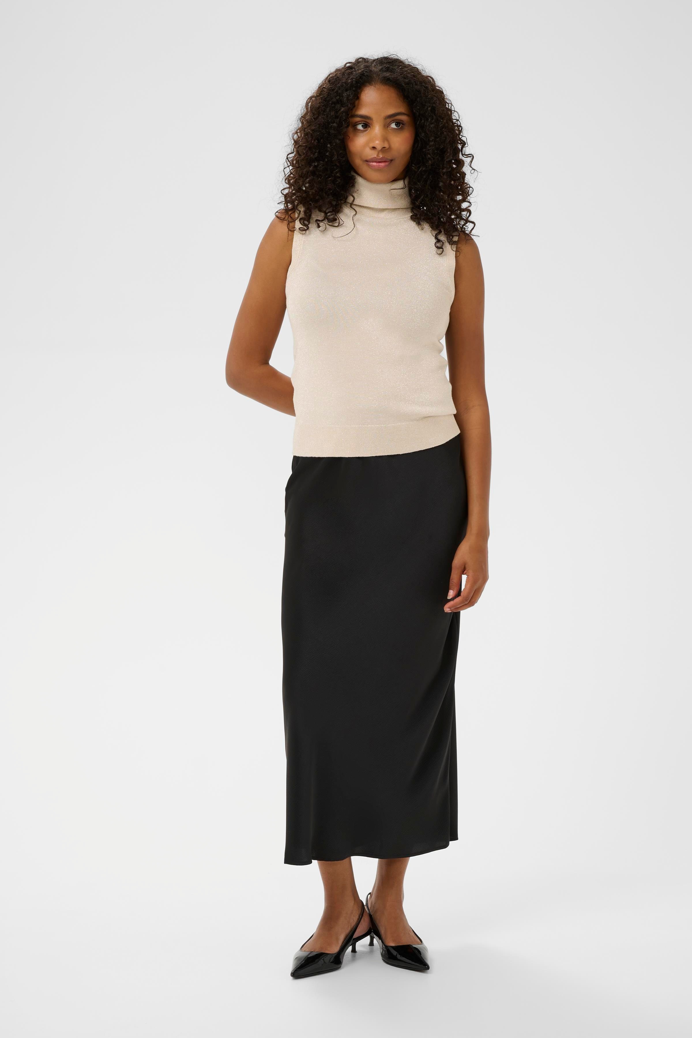 KAregina Pullover LOOKBOOK FRONT 10510978-131106