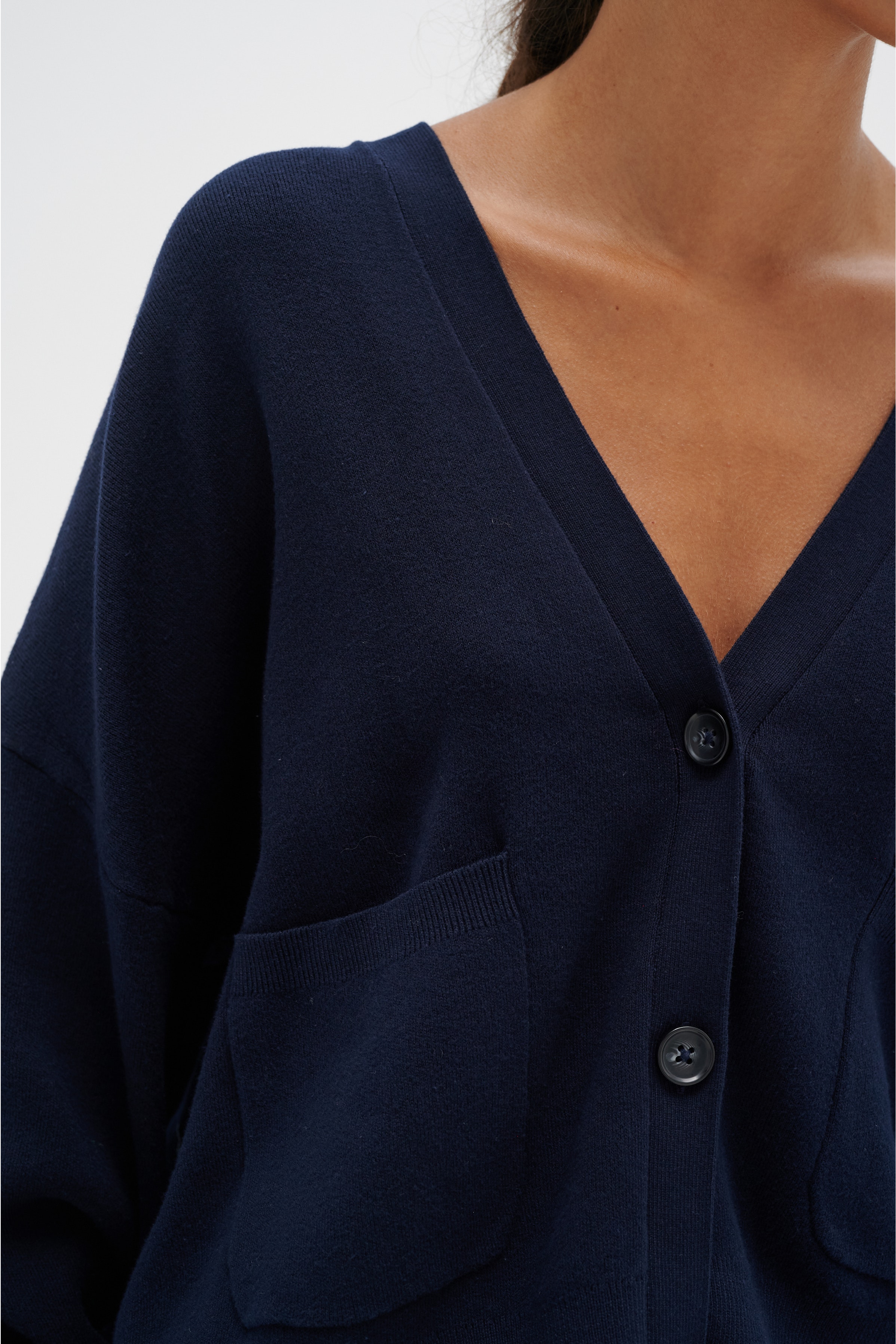 TenleyIW Cardigan LOOKBOOK DETAIL 30107825-300005