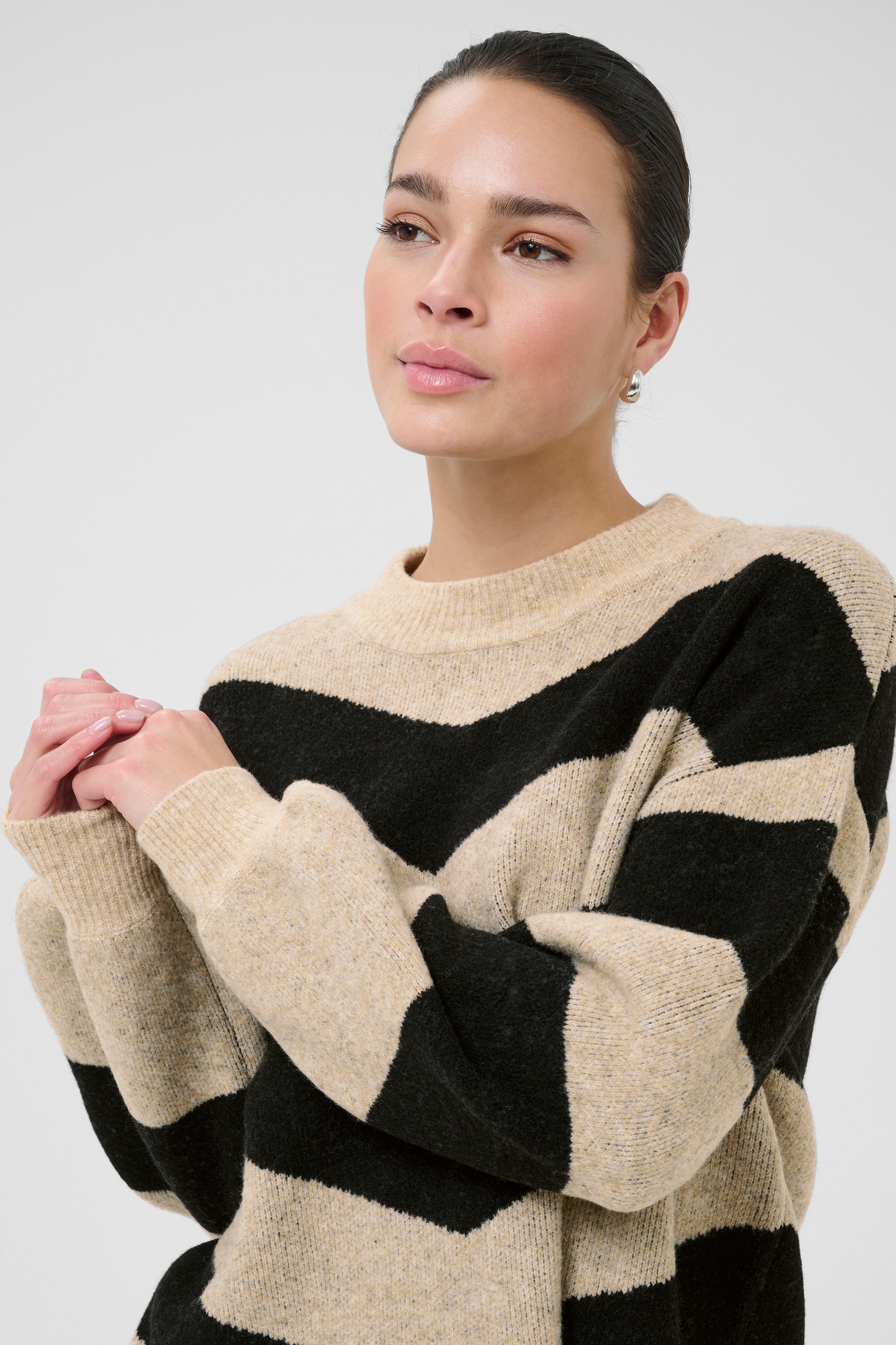 KAverana Pullover LOOKBOOK DETAIL 10509061-108123