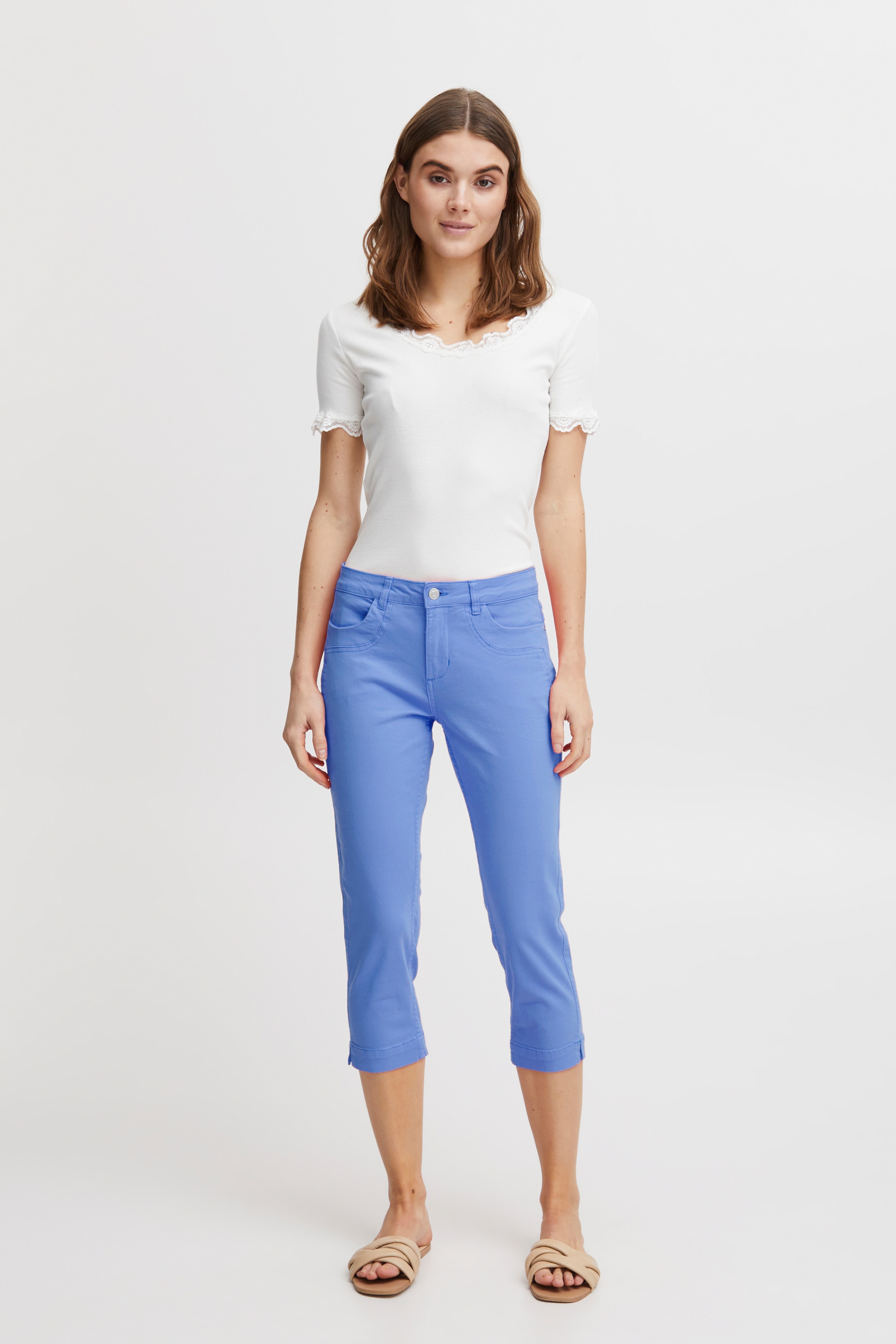 FRFOTWILL Capribyxor LOOKBOOK FRONT 20610424-174037