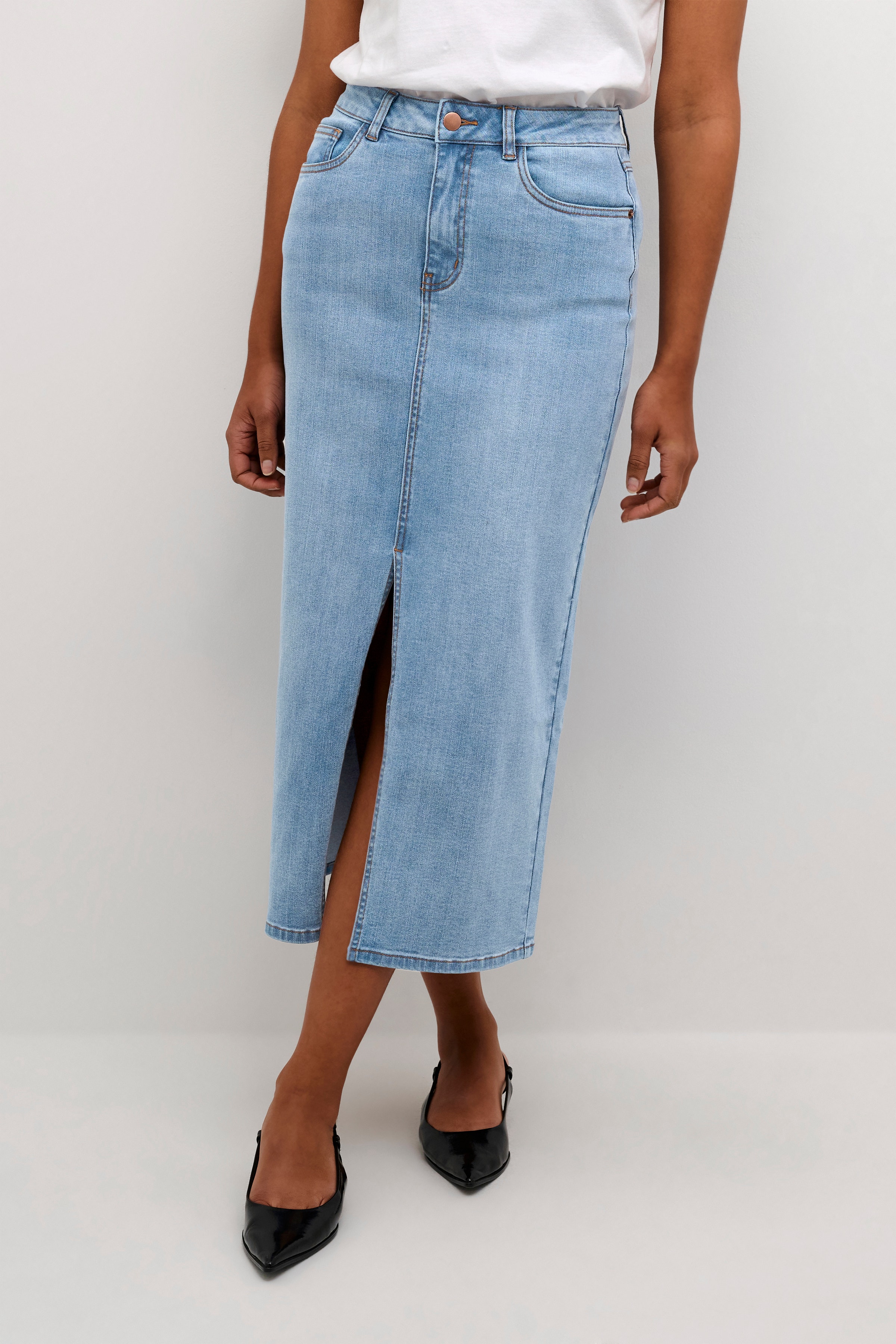 KAsinem Denim Skirt LOOKBOOK FRONT 10508064-101012