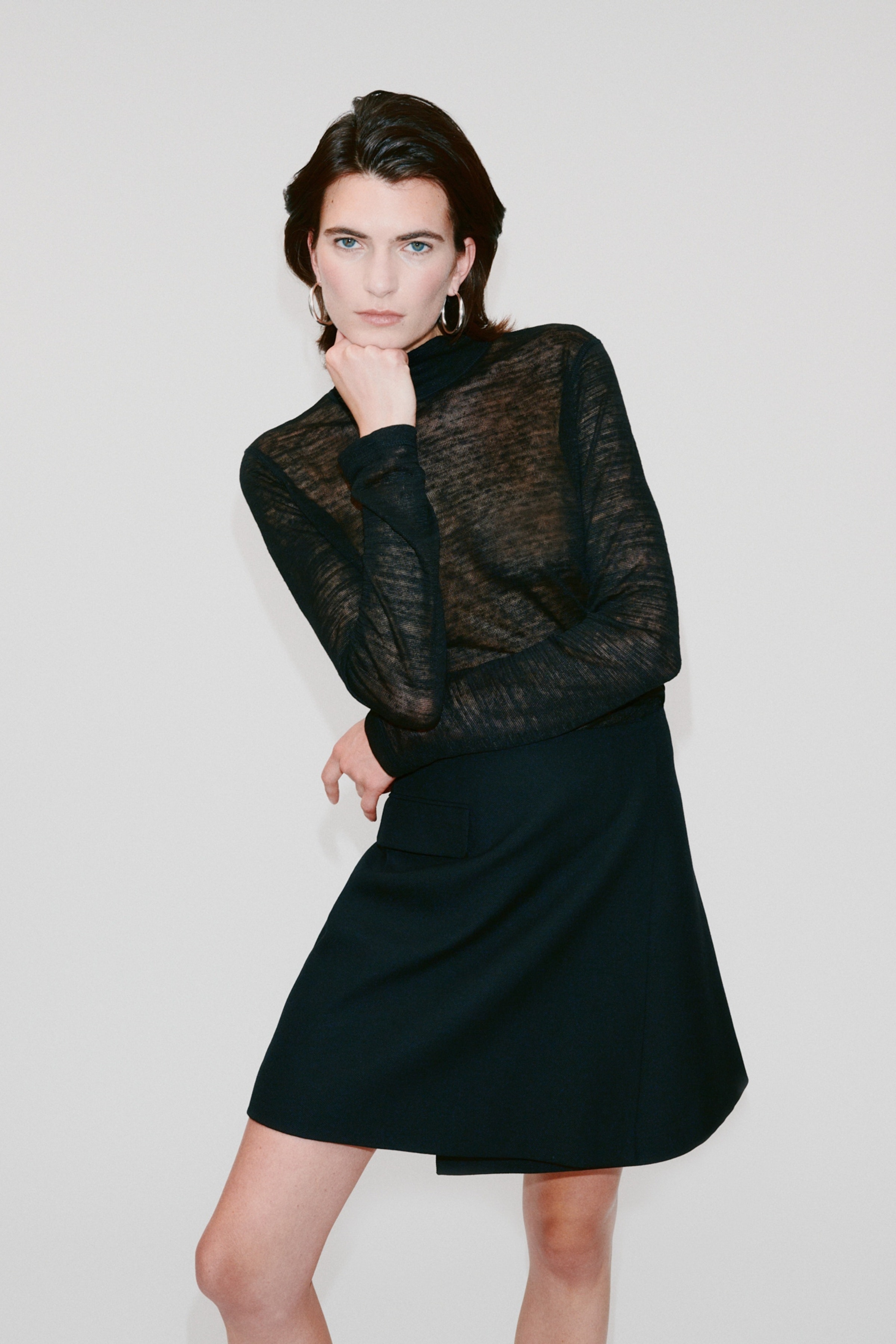 FELINE TOP LOOKBOOK FRONT 30600491-BK999