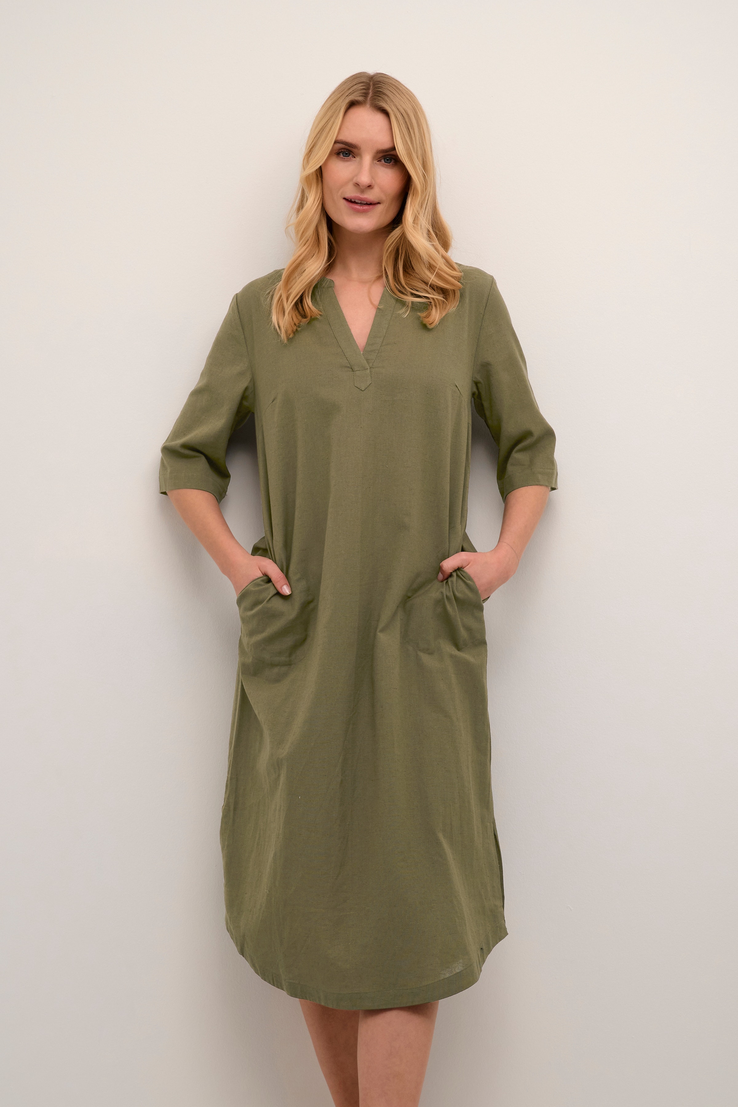 BPkia Klänning LOOKBOOK FRONT 10590414-180521B