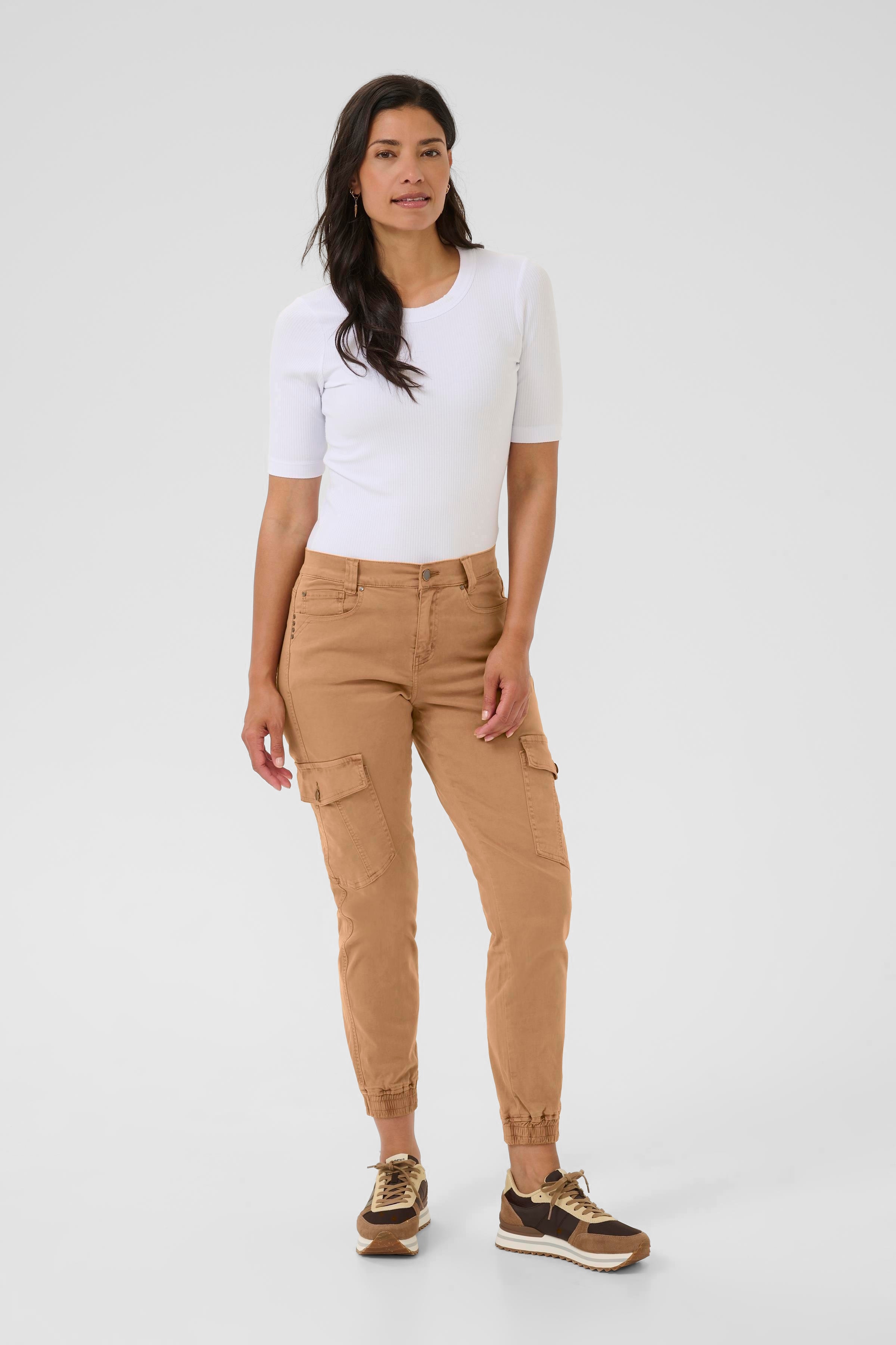 BPsarah Hose LOOKBOOK FRONT 40200071-171038