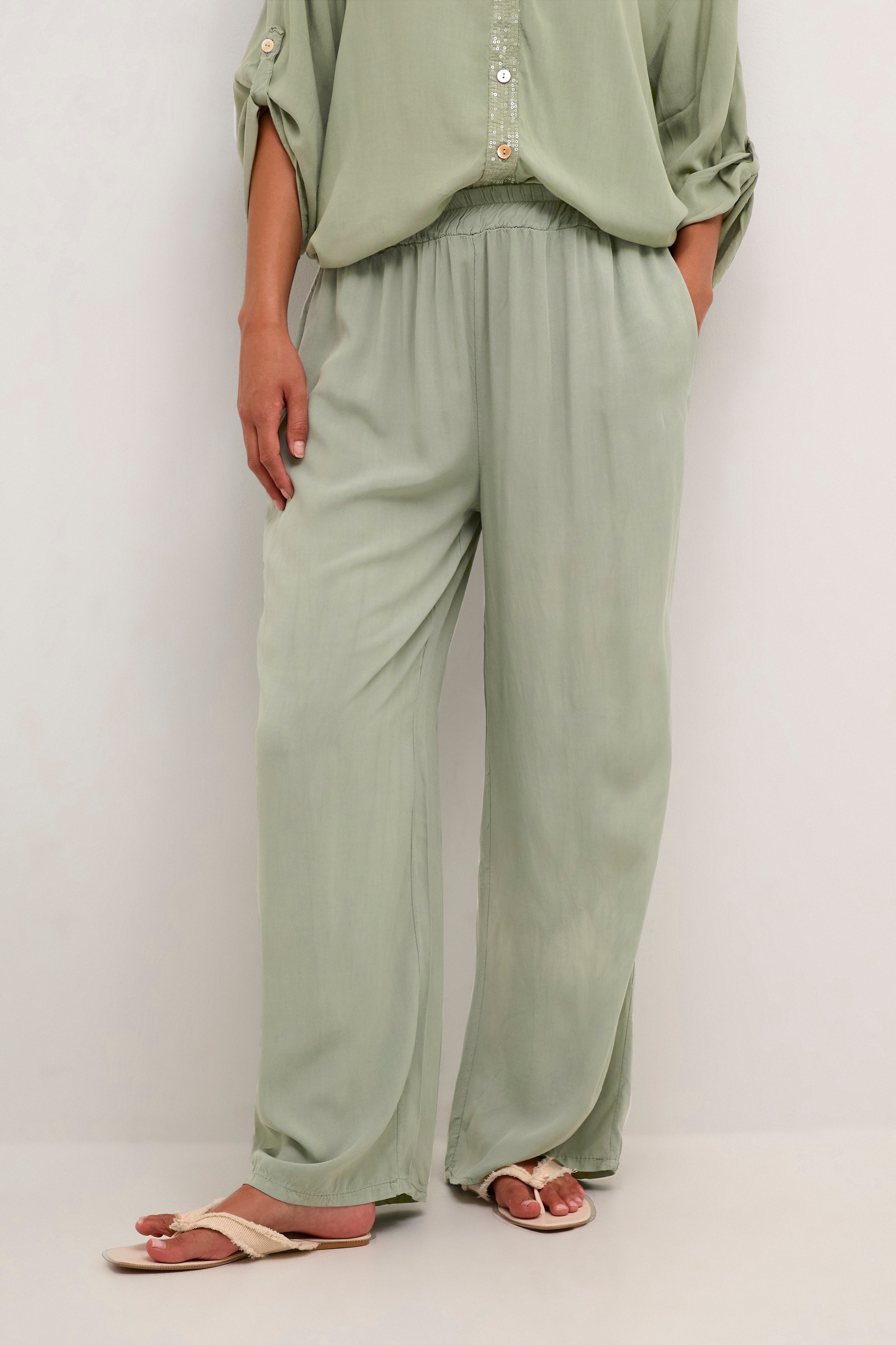 BPkaksi Byxor LOOKBOOK FRONT 40103509-400806