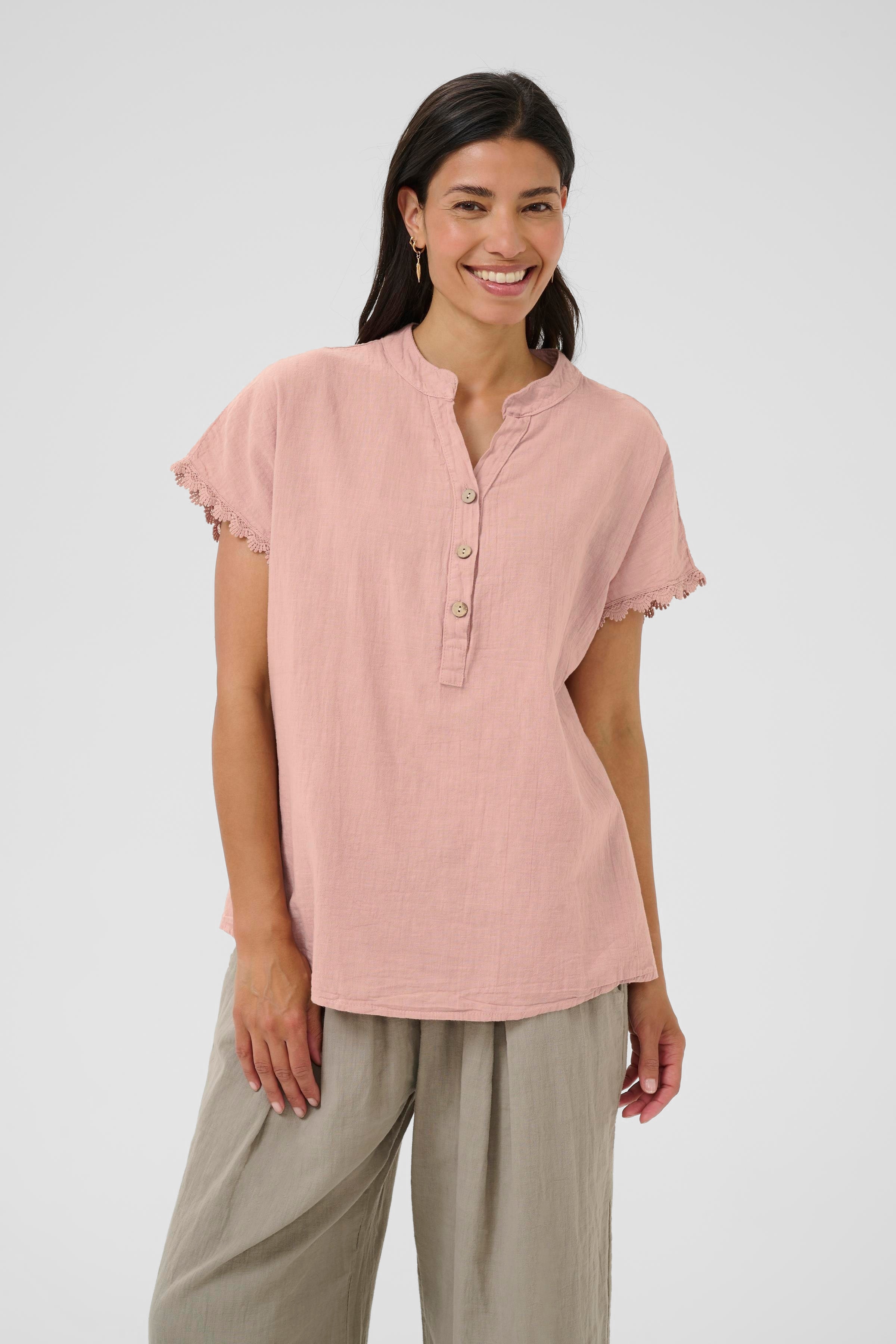 BPkida Blus LOOKBOOK FRONT 40103542-400760