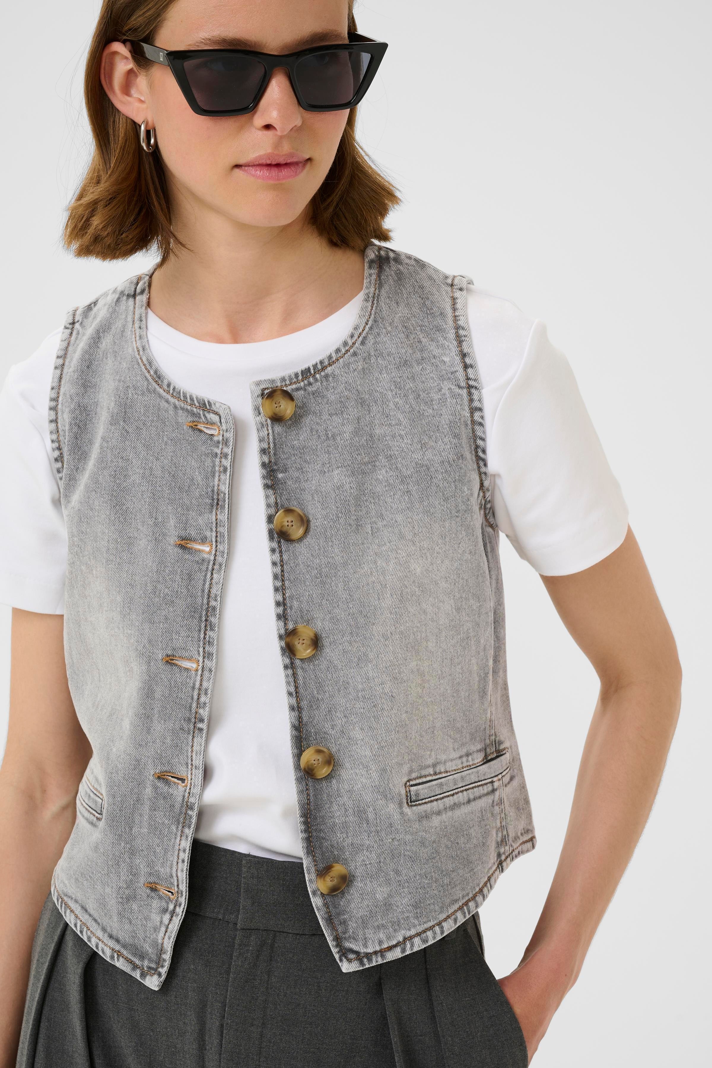 NanasIW Waistcoat LOOKBOOK FRONT 30111073-304093