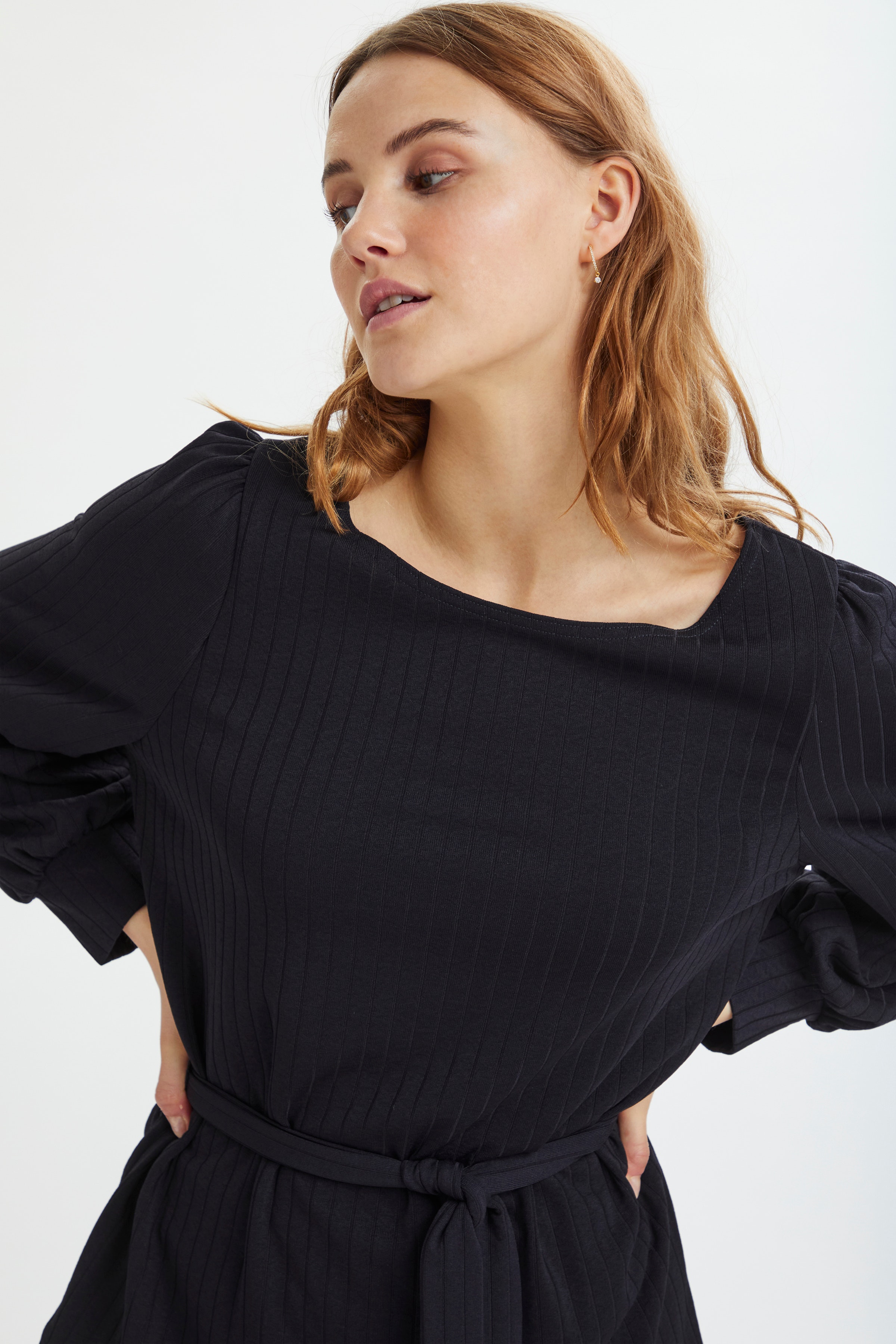 IlmaSZ Blouse

 LOOKBOOK DETAIL 30511412-193713
