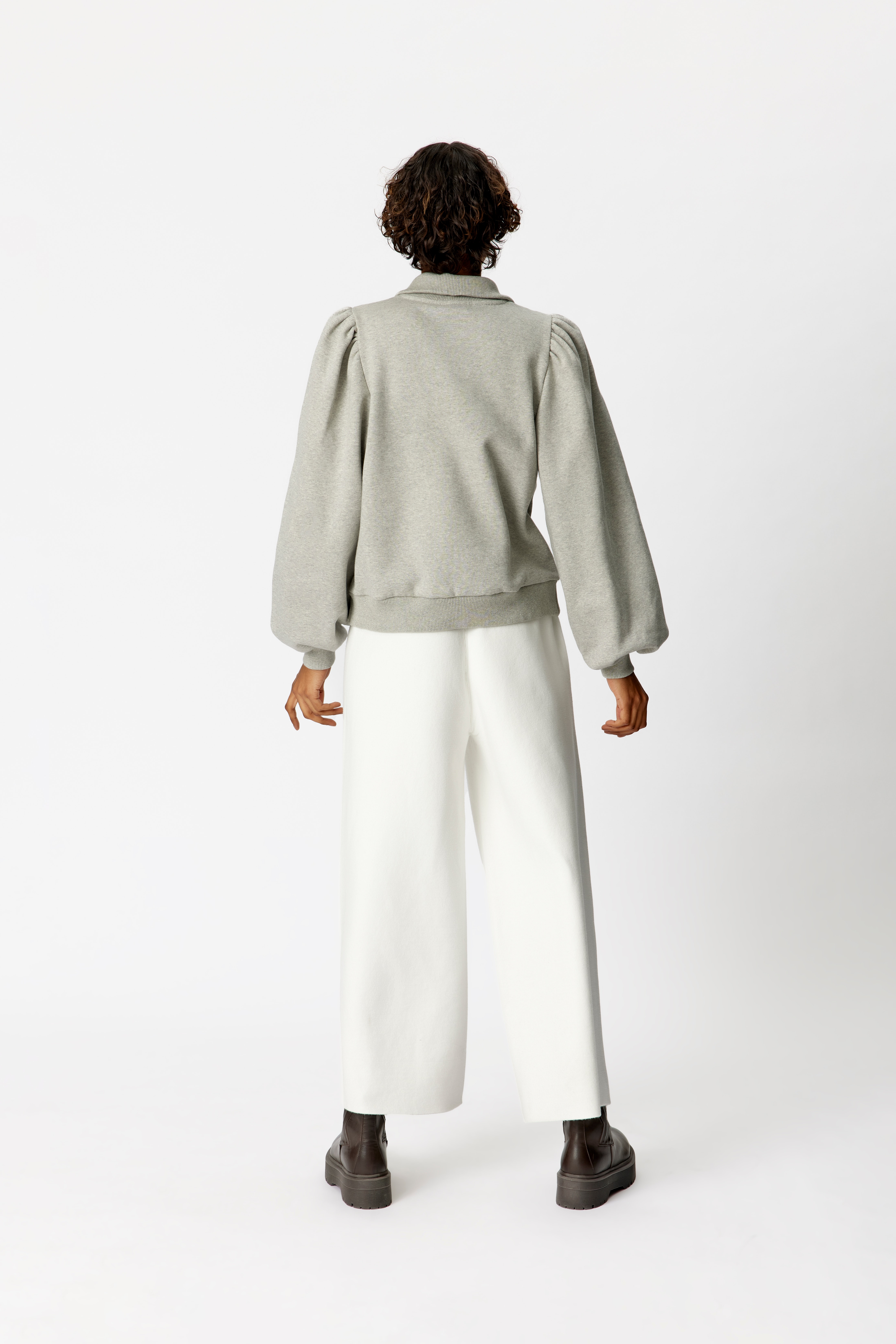 NankitaGZ Sweatshirt LOOKBOOK BACK 10905581-100493