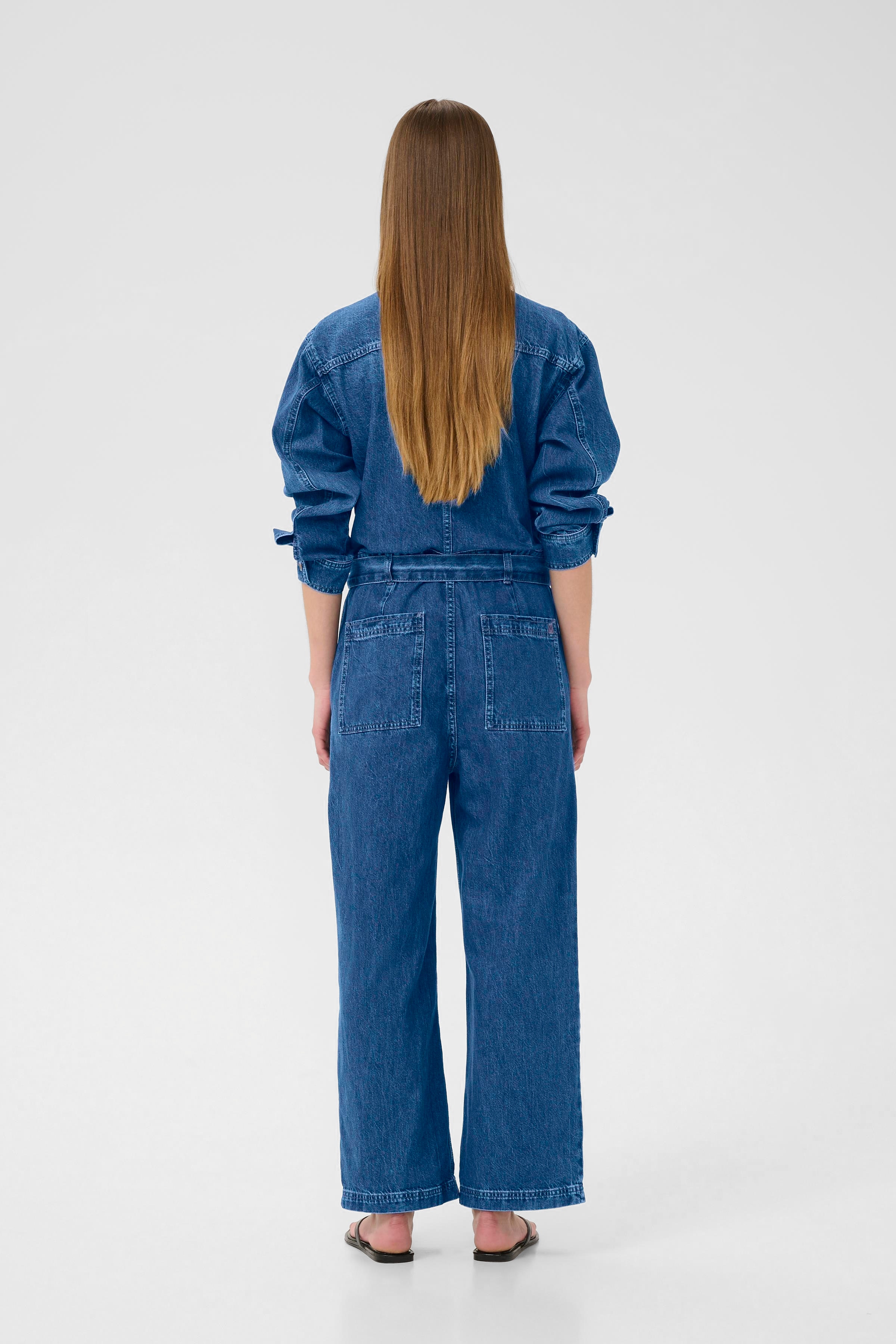 NaavaIW Jumpsuit LOOKBOOK FRONT 30110843-300325