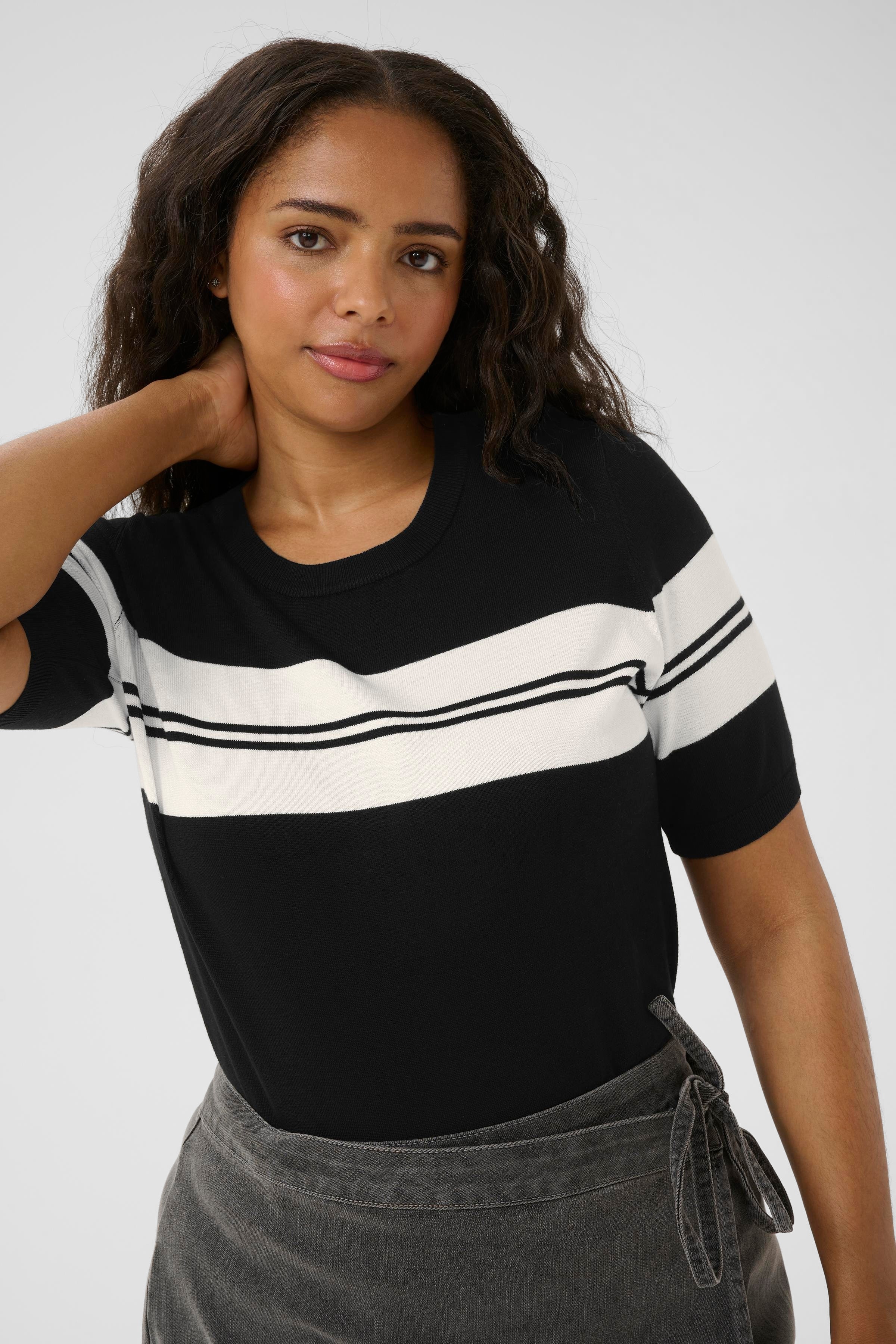 KClizzy T-shirt LOOKBOOK DETAIL 10582914-107916