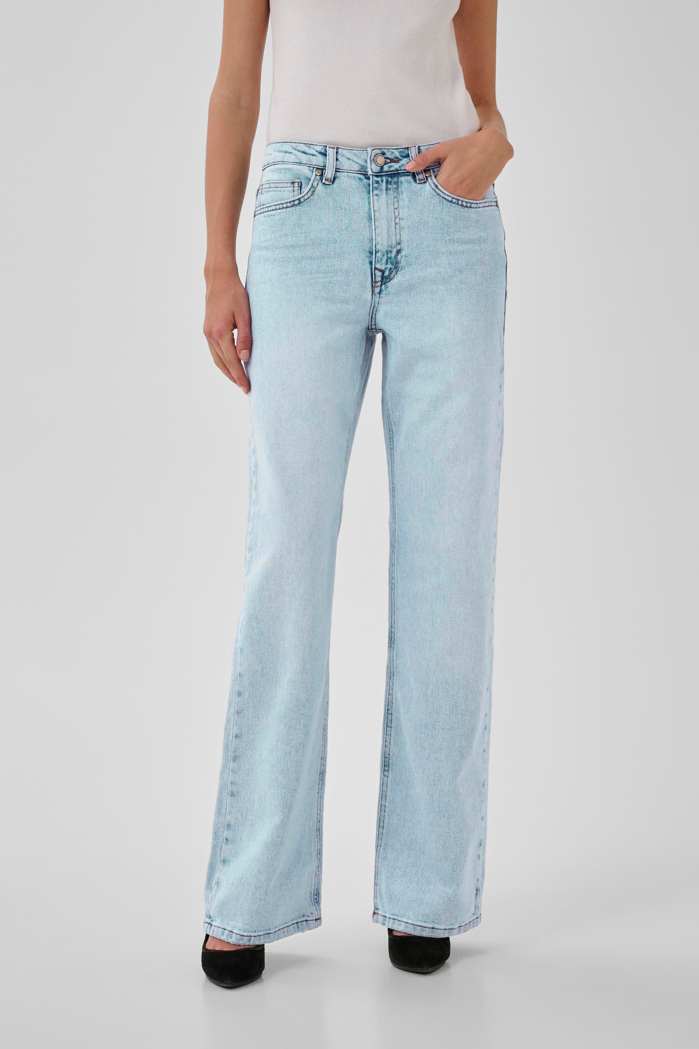 05 THE LOUIS HIGH WIDE LOOKBOOK FRONT 10704222-100046