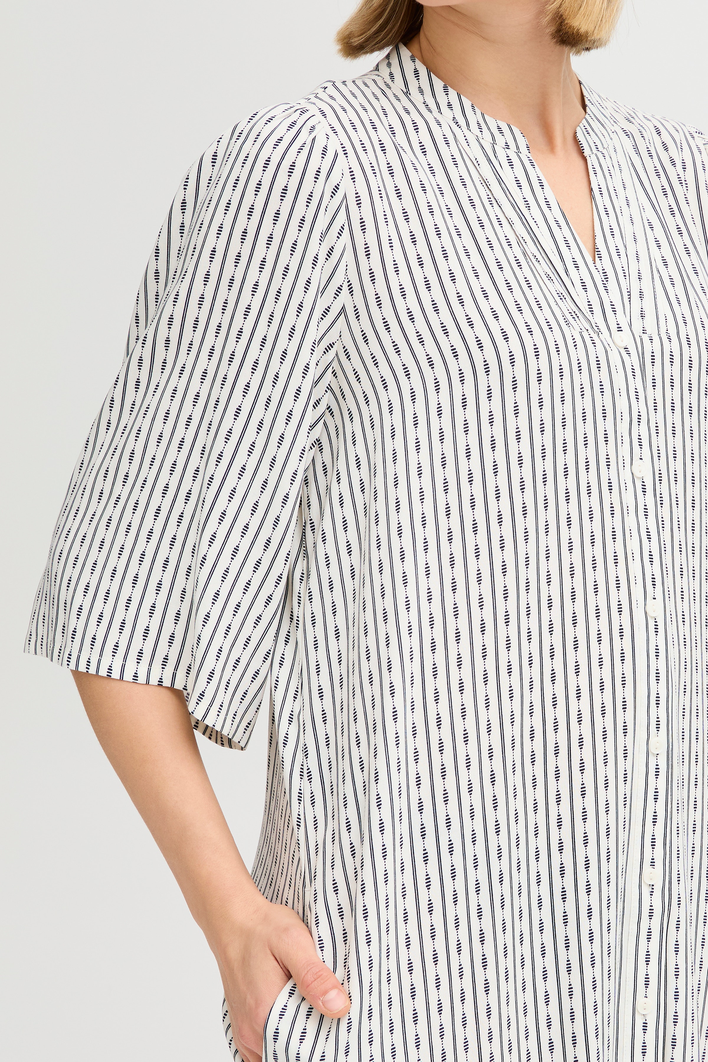 FRMERLE Klänning LOOKBOOK DETAIL 20615397-204456