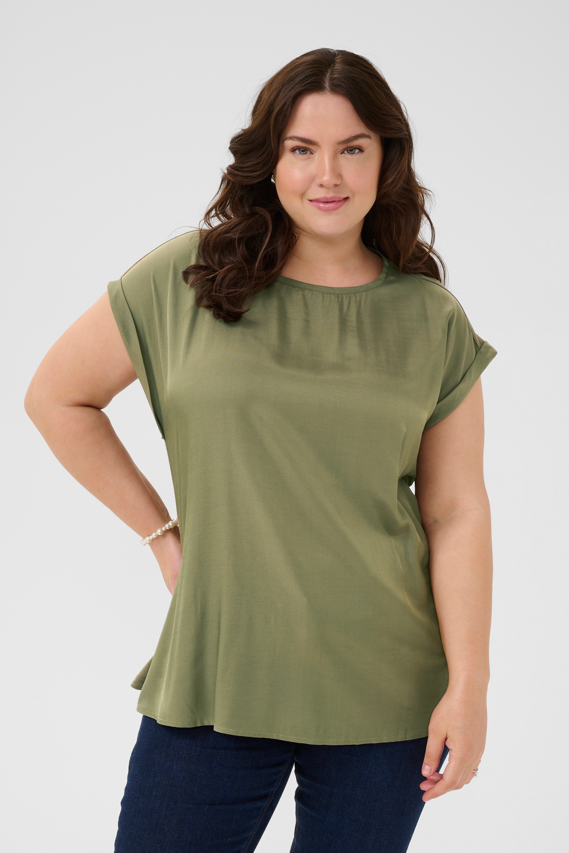 KCmilia Bluse LOOKBOOK FRONT 10583812-190512