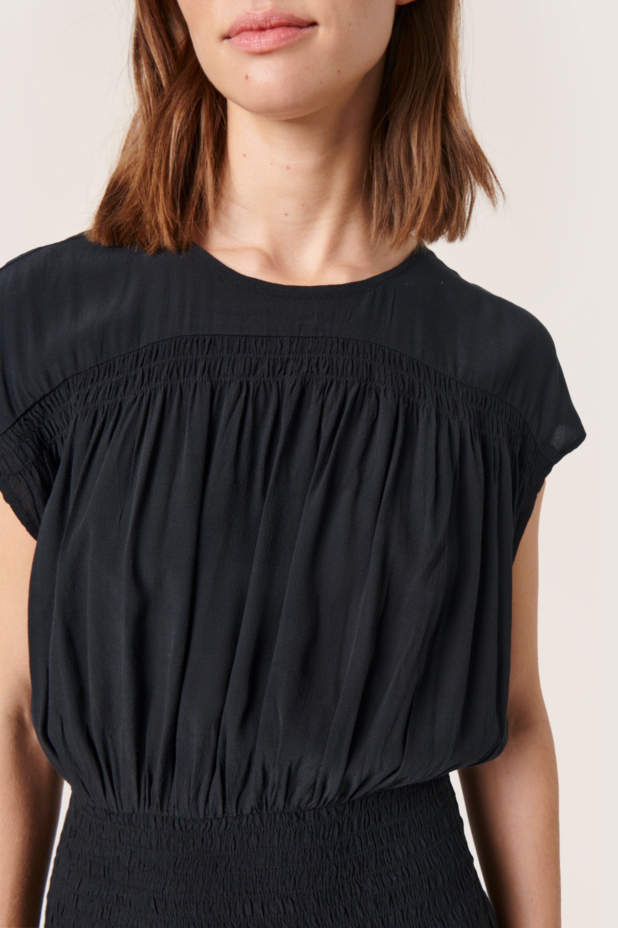 SLLayna Kleid LOOKBOOK DETAIL 30406595-194008