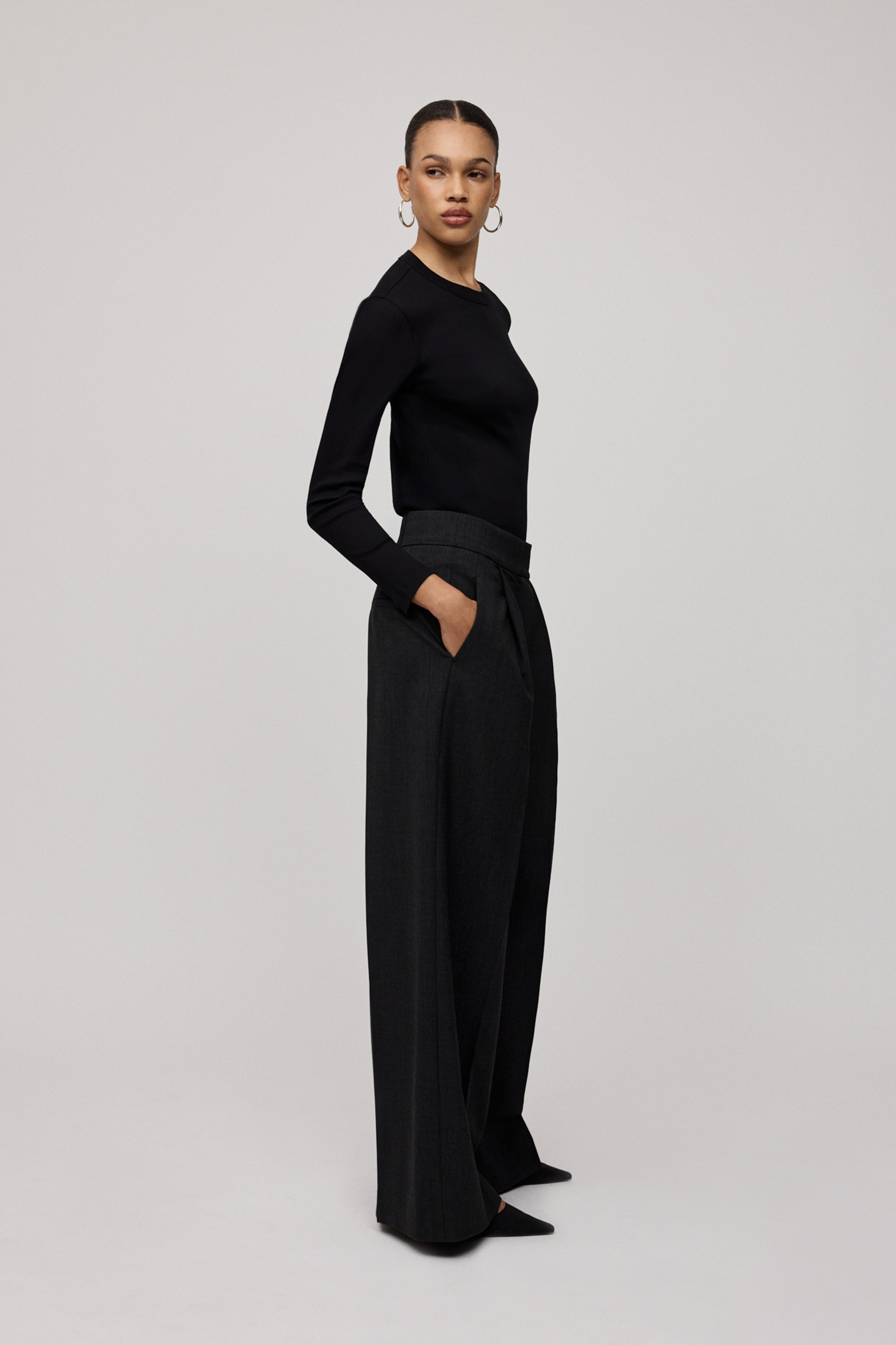 PRESCILLIA SUE Trousers LOOKBOOK FRONT 30600623-GY949