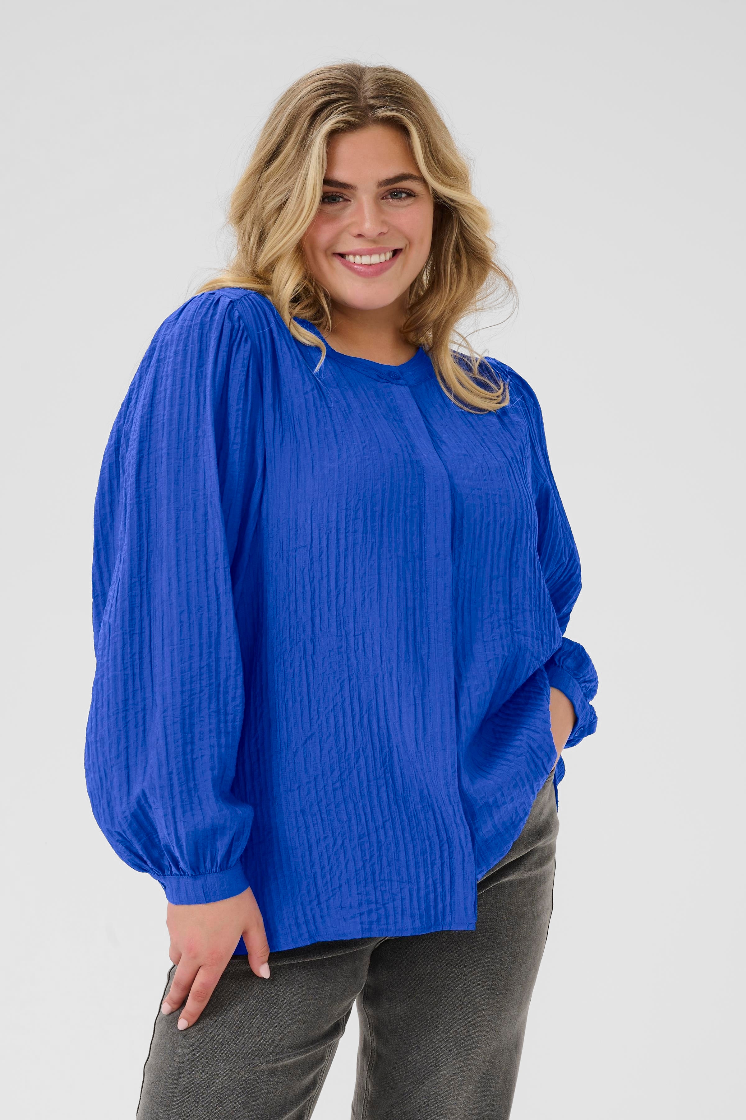KClisana Skjorta LOOKBOOK FRONT 10583438-193952