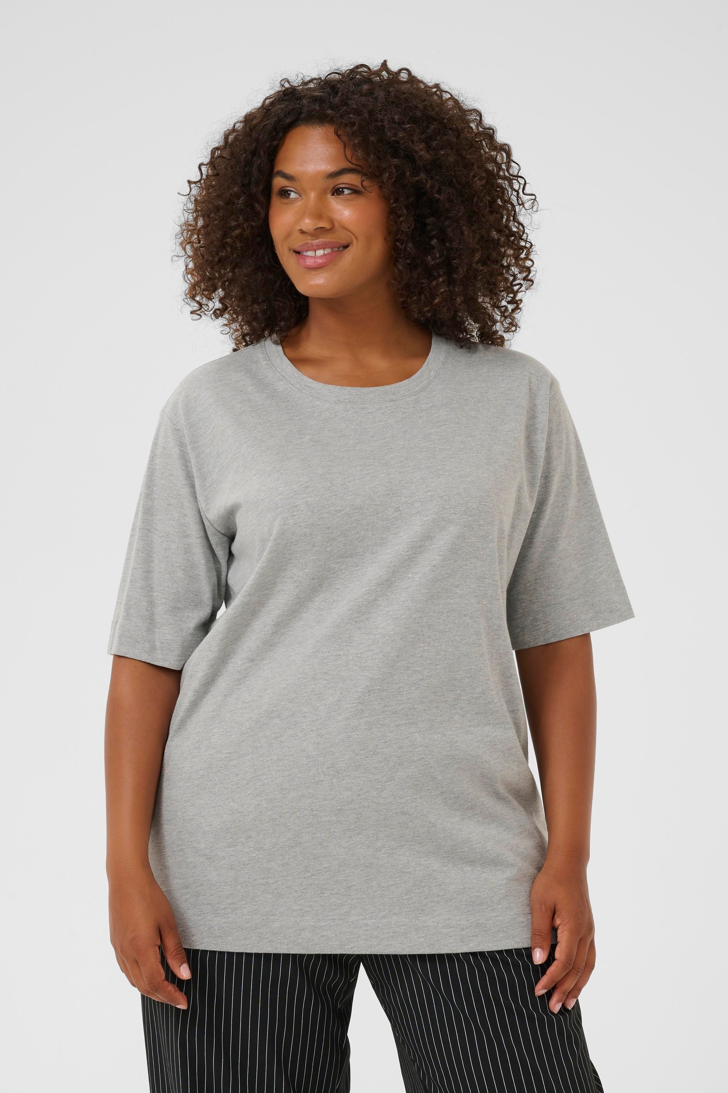 KCmina T-shirt LOOKBOOK FRONT 10583008-100123