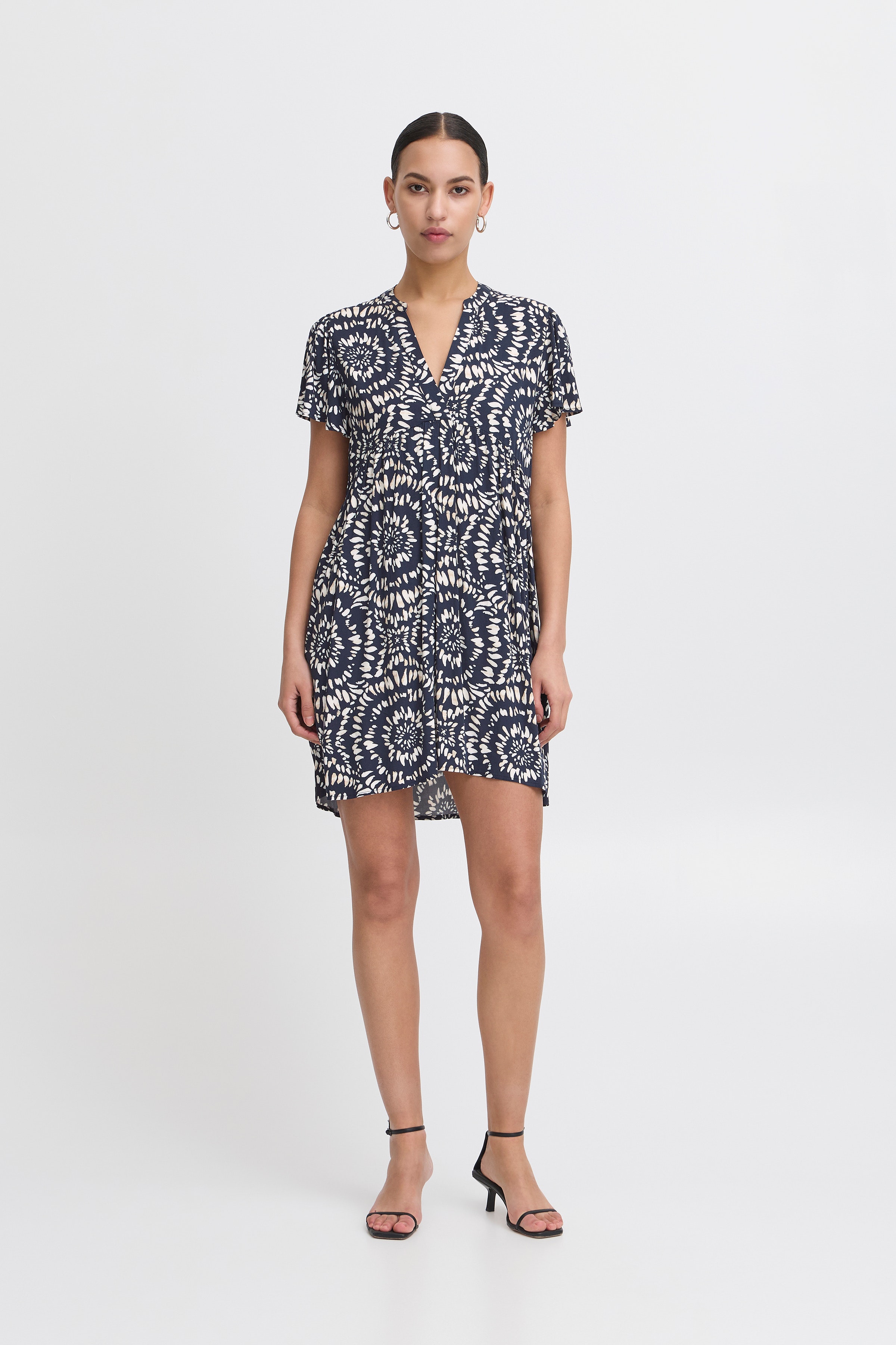 IHAYA Kjole LOOKBOOK FRONT 20123317-204613