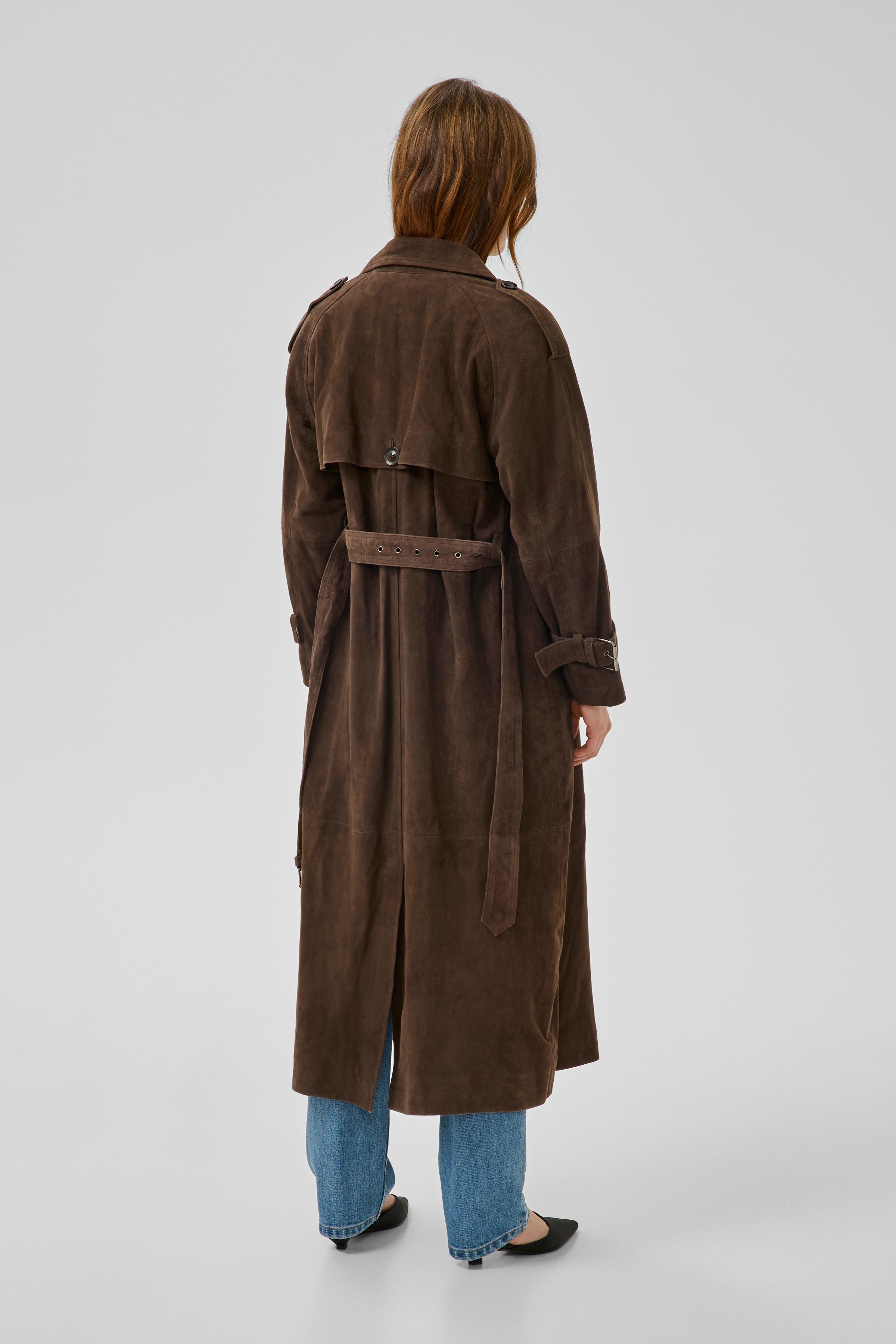 TaraMW Suede Trenchcoat LOOKBOOK BACK 10704830-190840