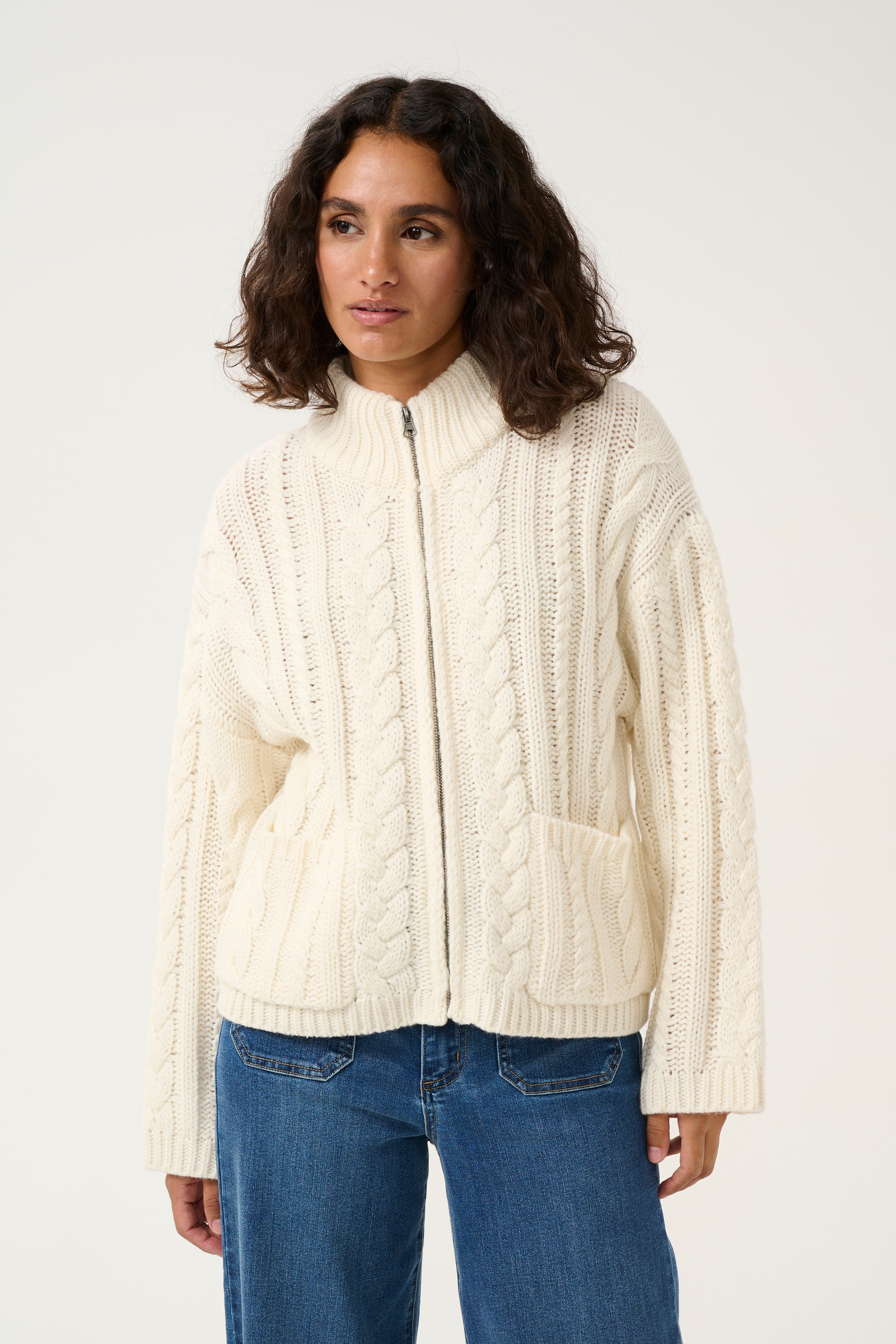 KAlidda Cardigan LOOKBOOK FRONT 10509560-125202