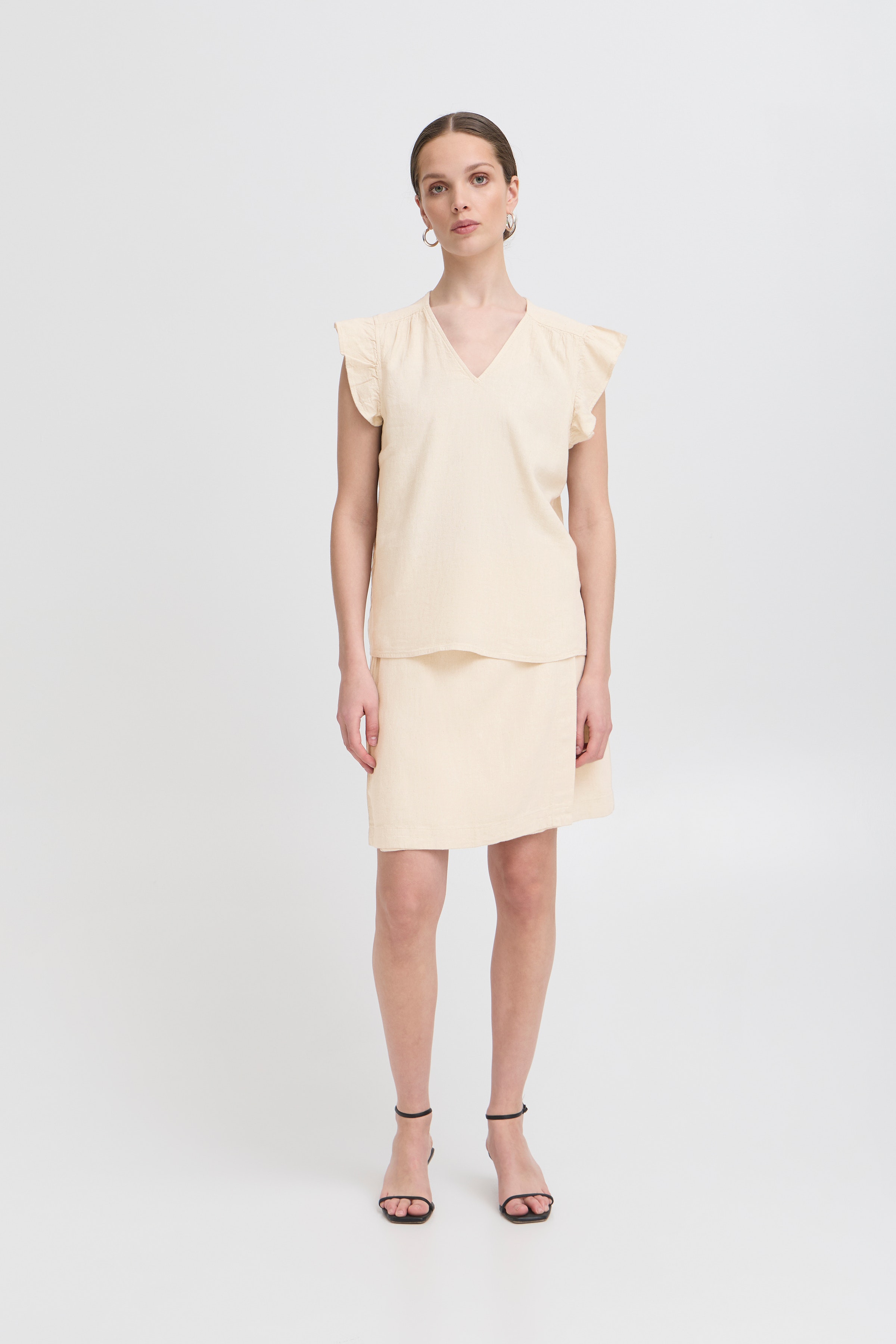 IHLINNO Ærmeløs bluse LOOKBOOK FRONT 20122924-204424