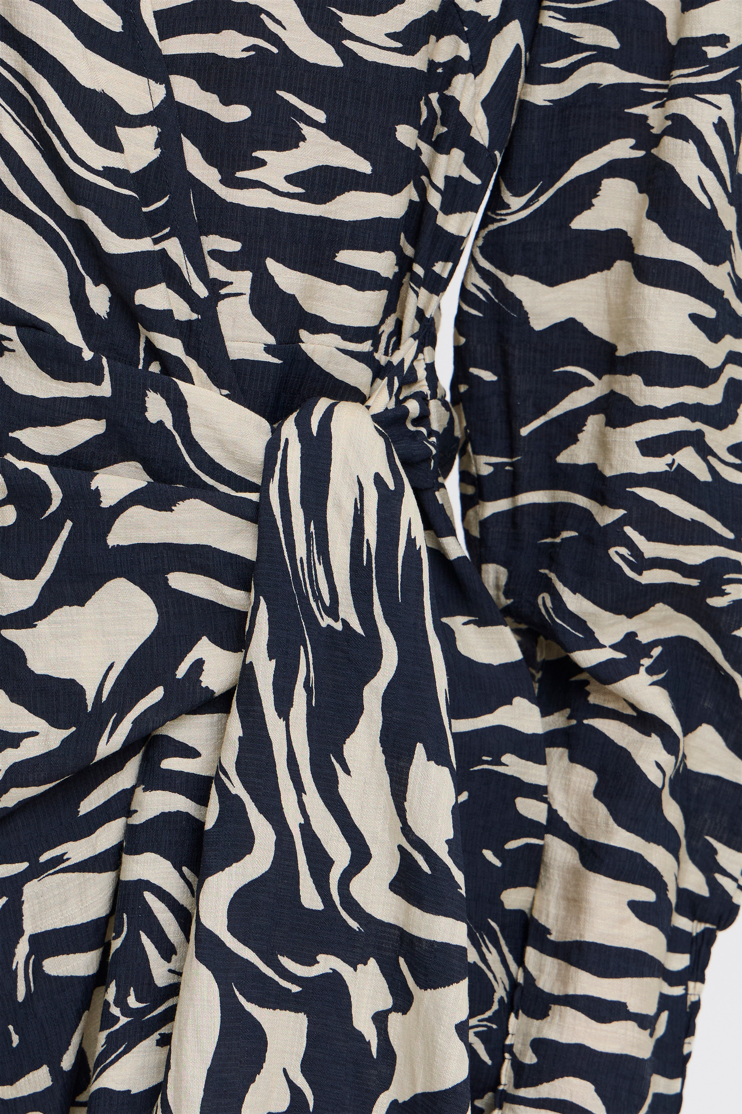 FRARIANA Kjole LOOKBOOK DETAIL 20614544-203623
