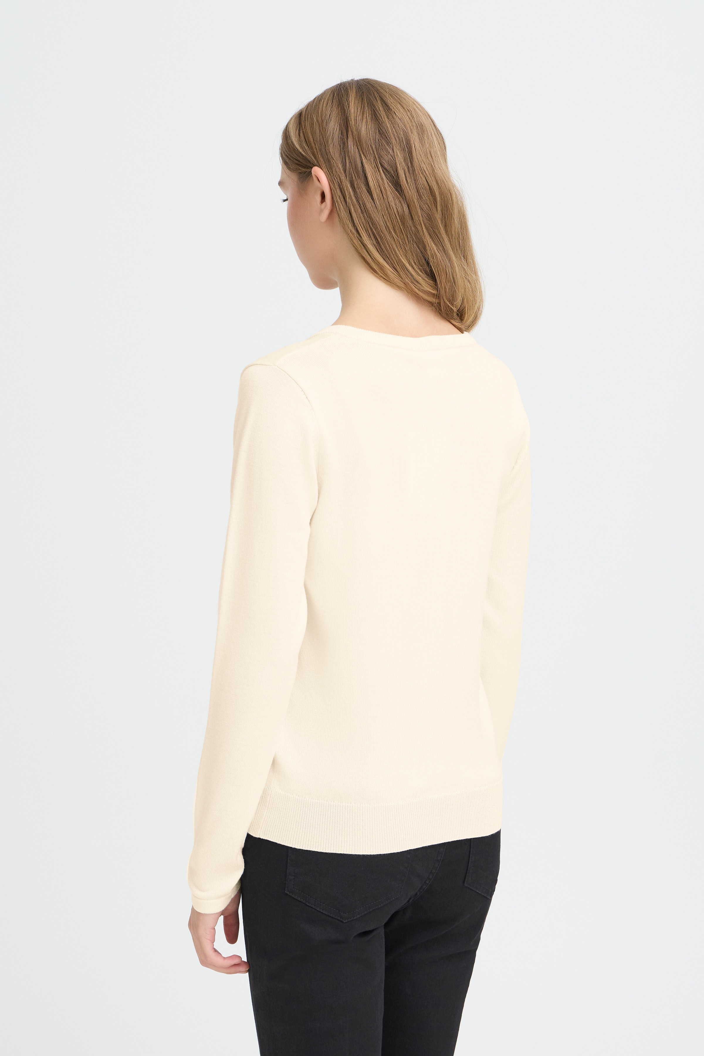 IHLULS V-Neck Pullover LOOKBOOK BACK 20125815-130905