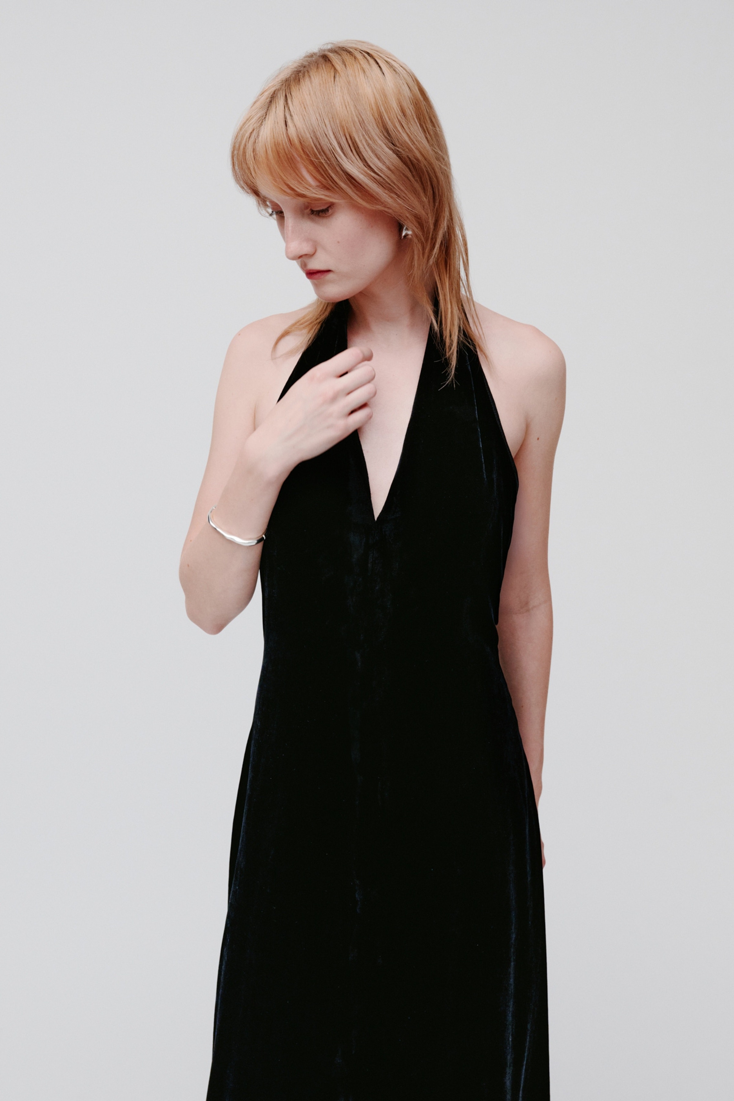 NESTA Dress LOOKBOOK FRONT 30600747-BK999