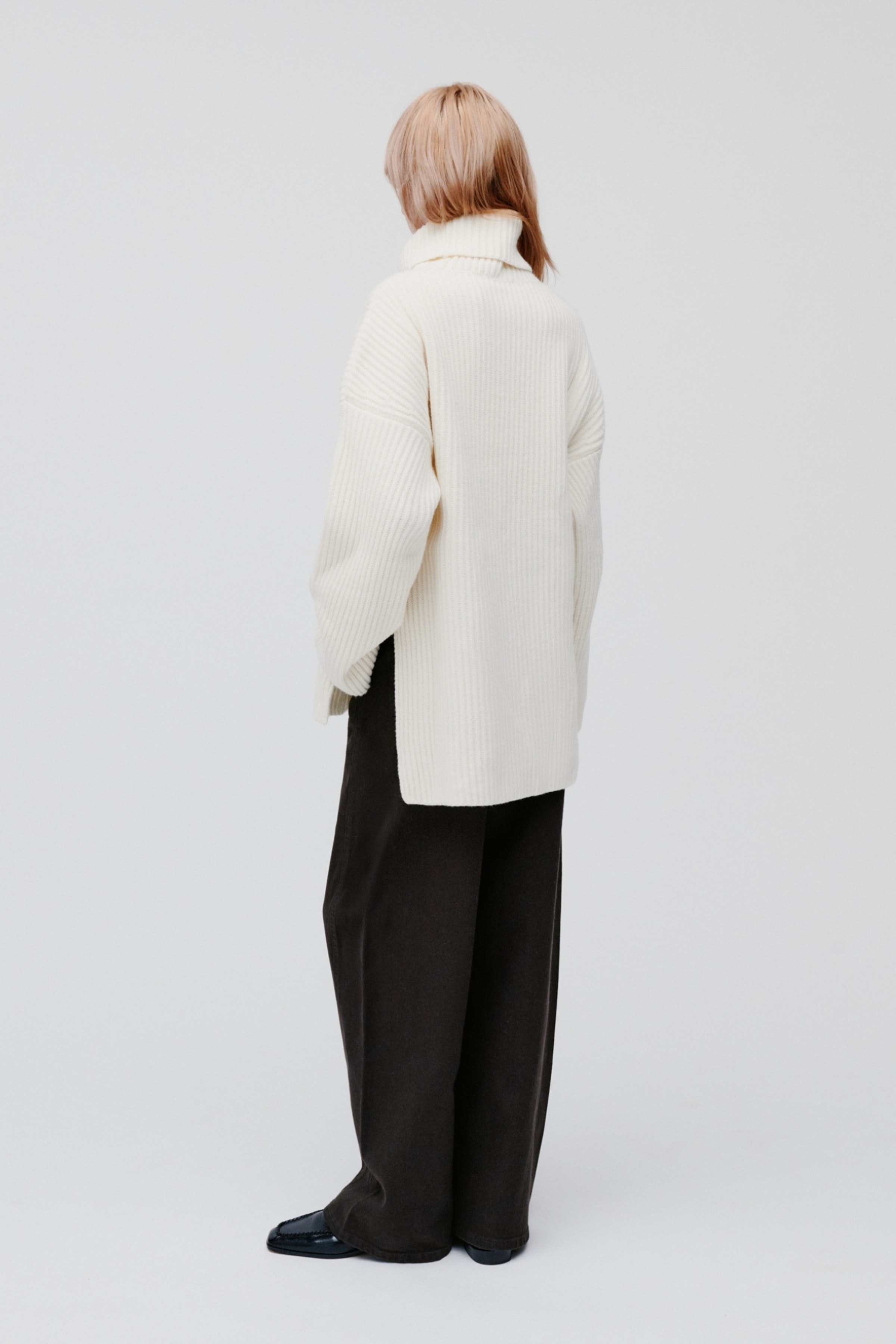 KYOMI Pullover LOOKBOOK BACK 30600509-WH020