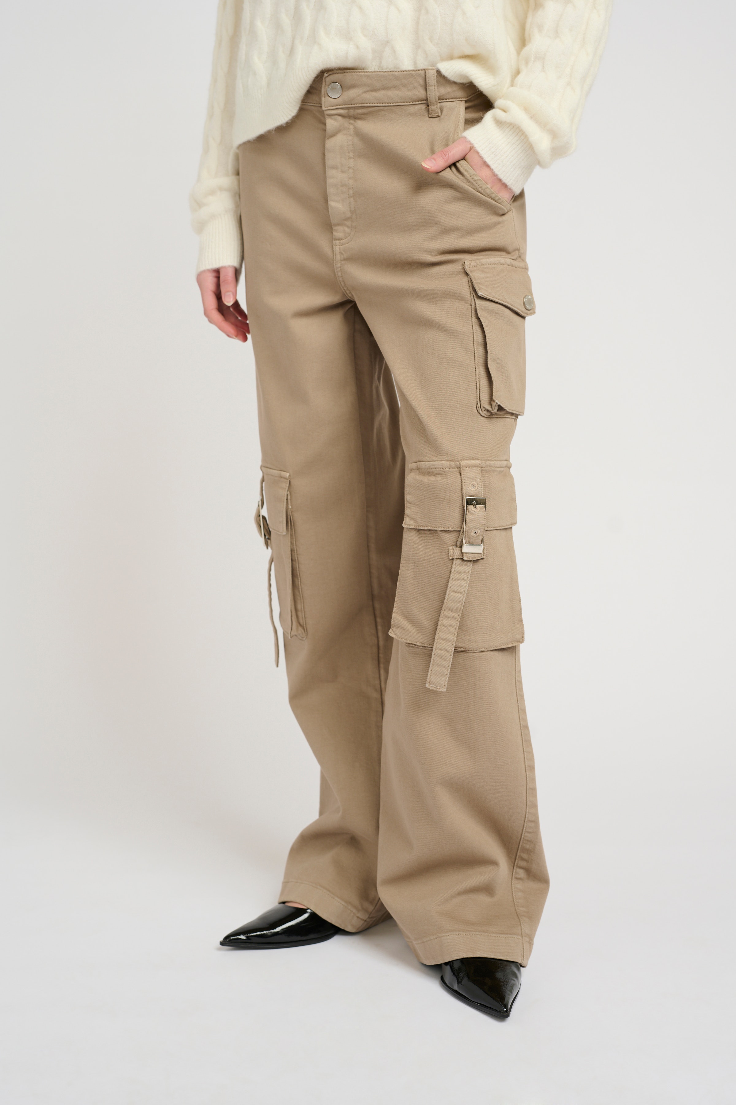 MirzaGZ Cargo trousers LOOKBOOK FRONT 10908720-171310