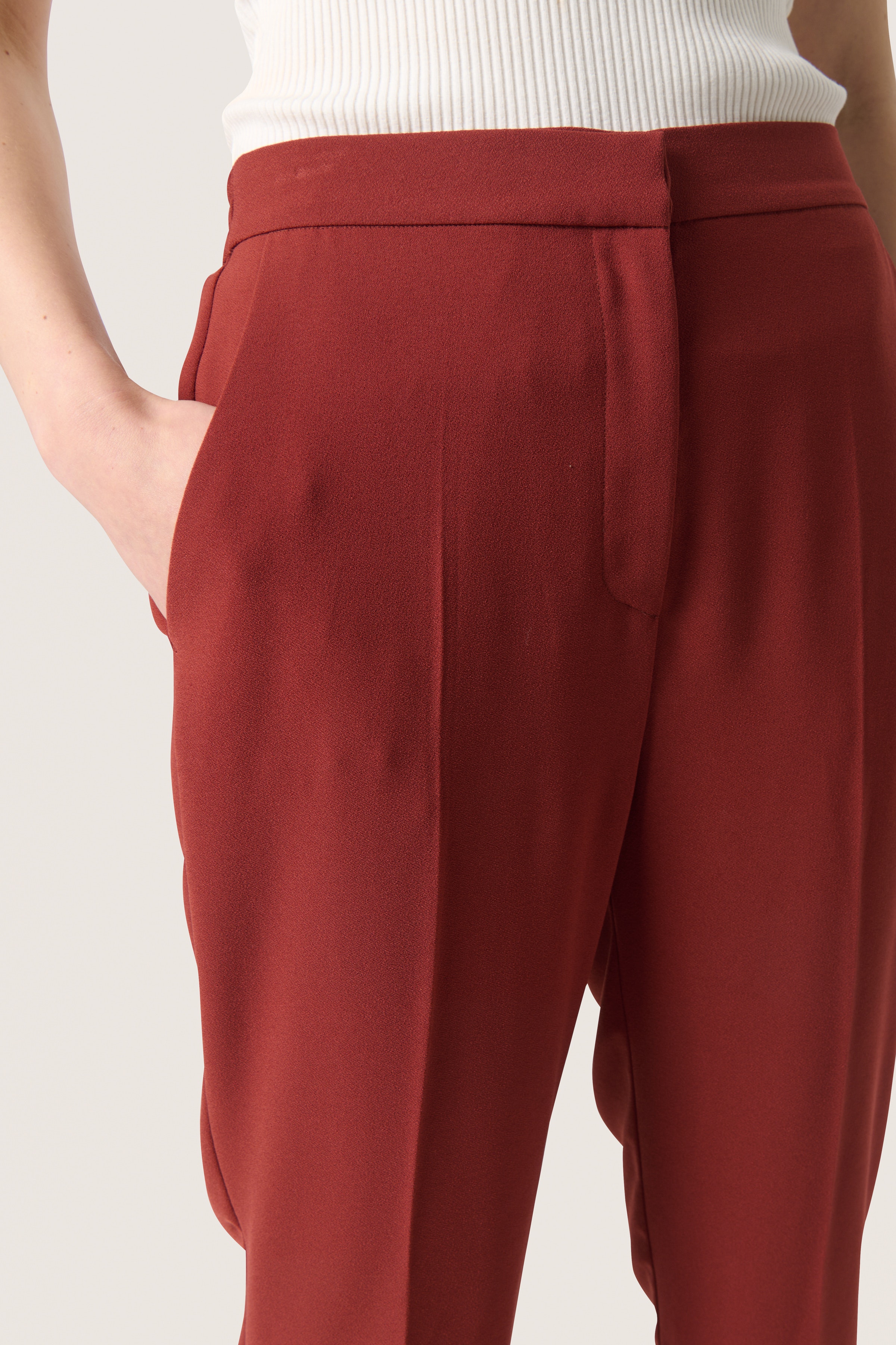 SLShirley Trousers LOOKBOOK DETAIL 30407698-191338